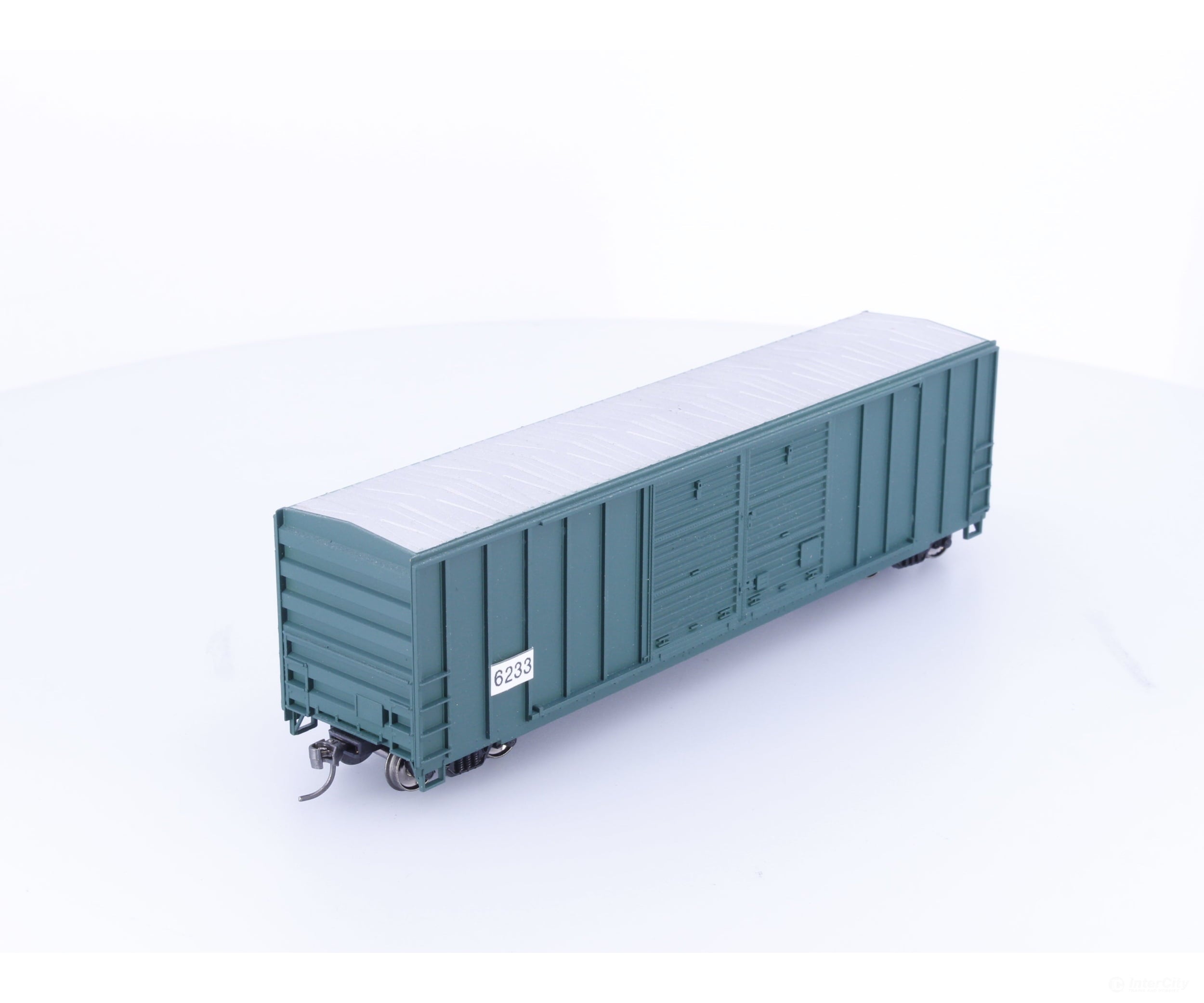 Roundhouse 6233 HO 50’ Double Door Boxcar Undecorated 6233 - Freight Cars