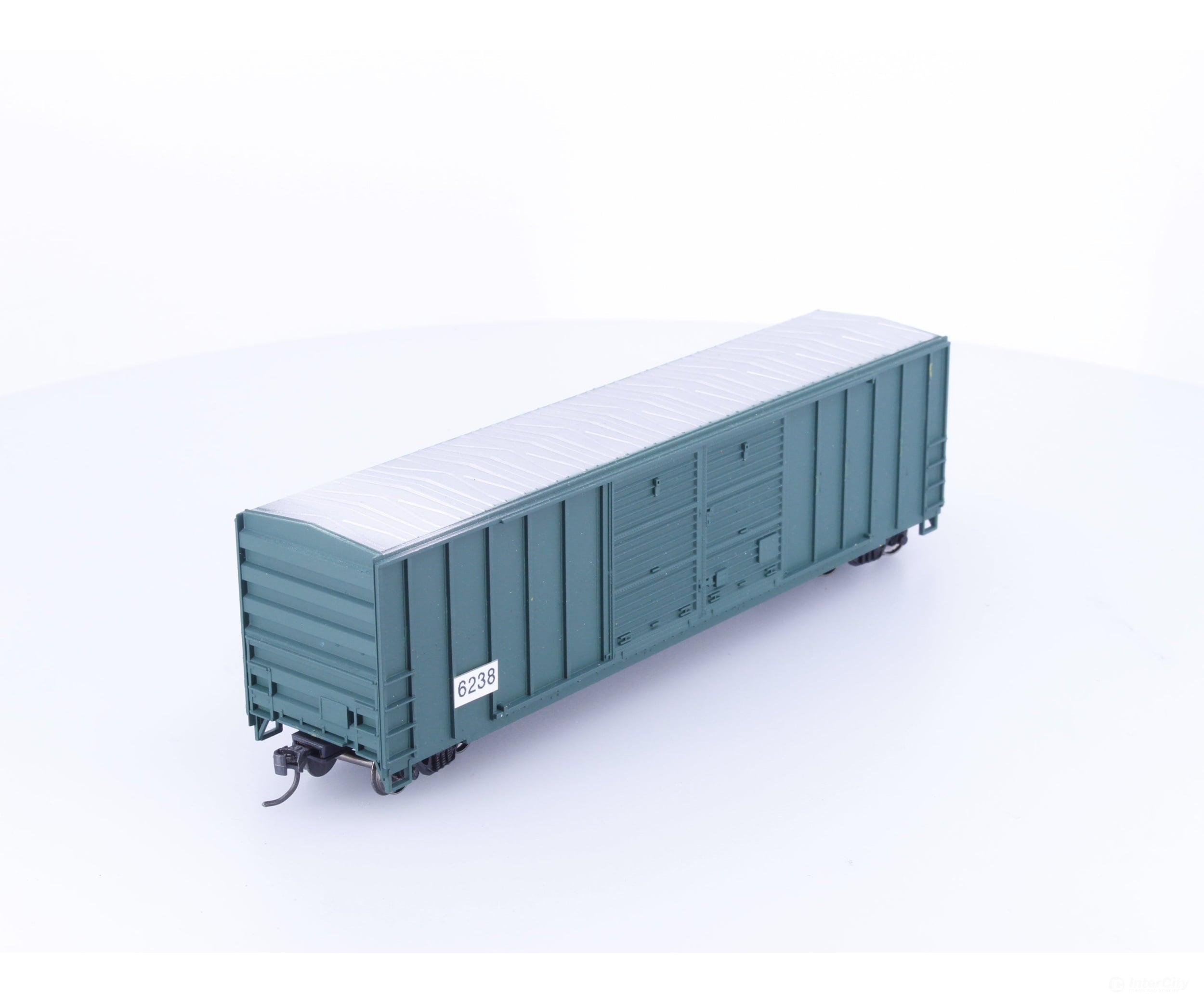 Roundhouse 6238 HO 50’ Double Door Boxcar Undecorated 6238 - Freight Cars