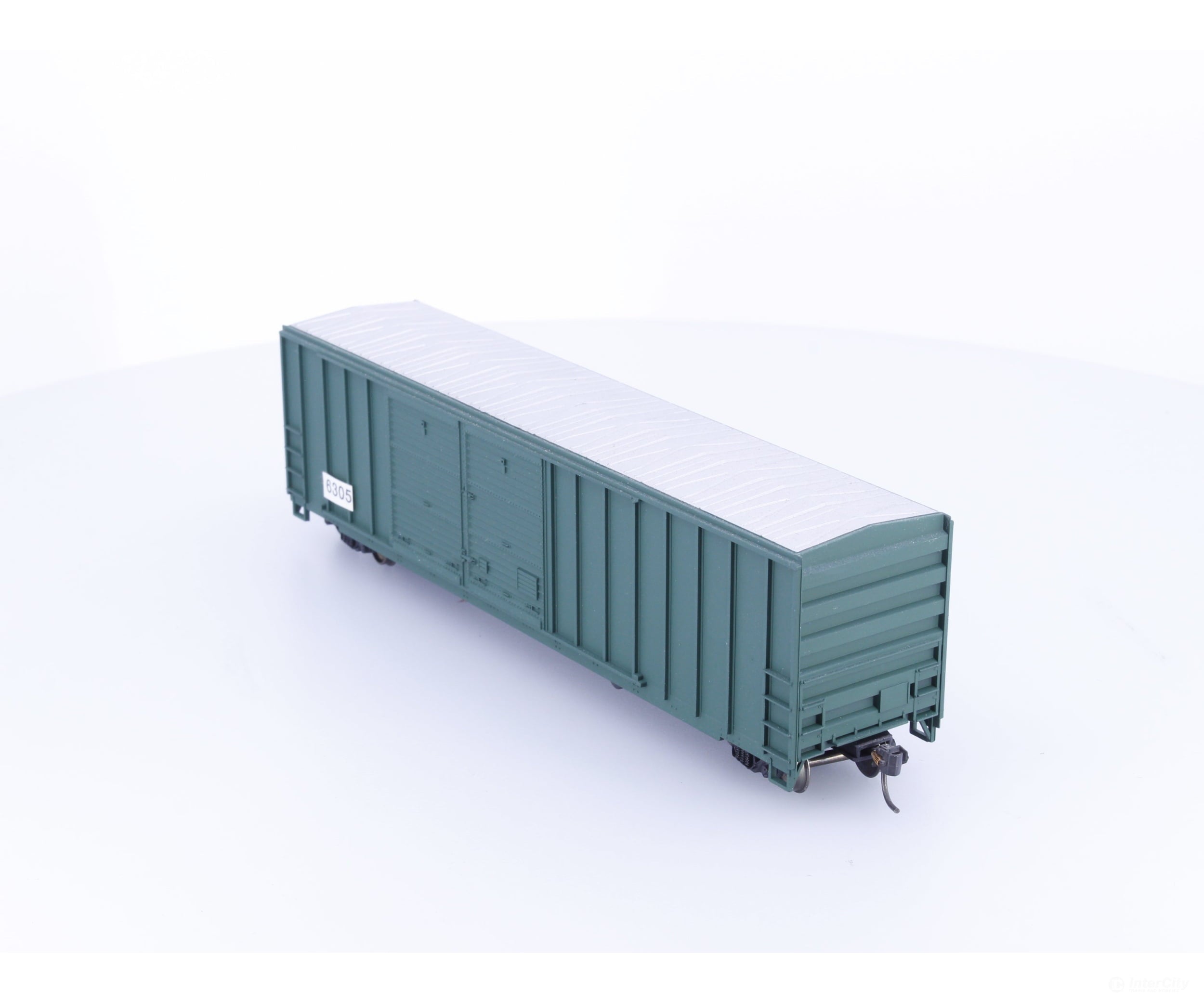 Roundhouse 6305 HO 50’ Double Door Boxcar Undecorated 6305 - Freight Cars