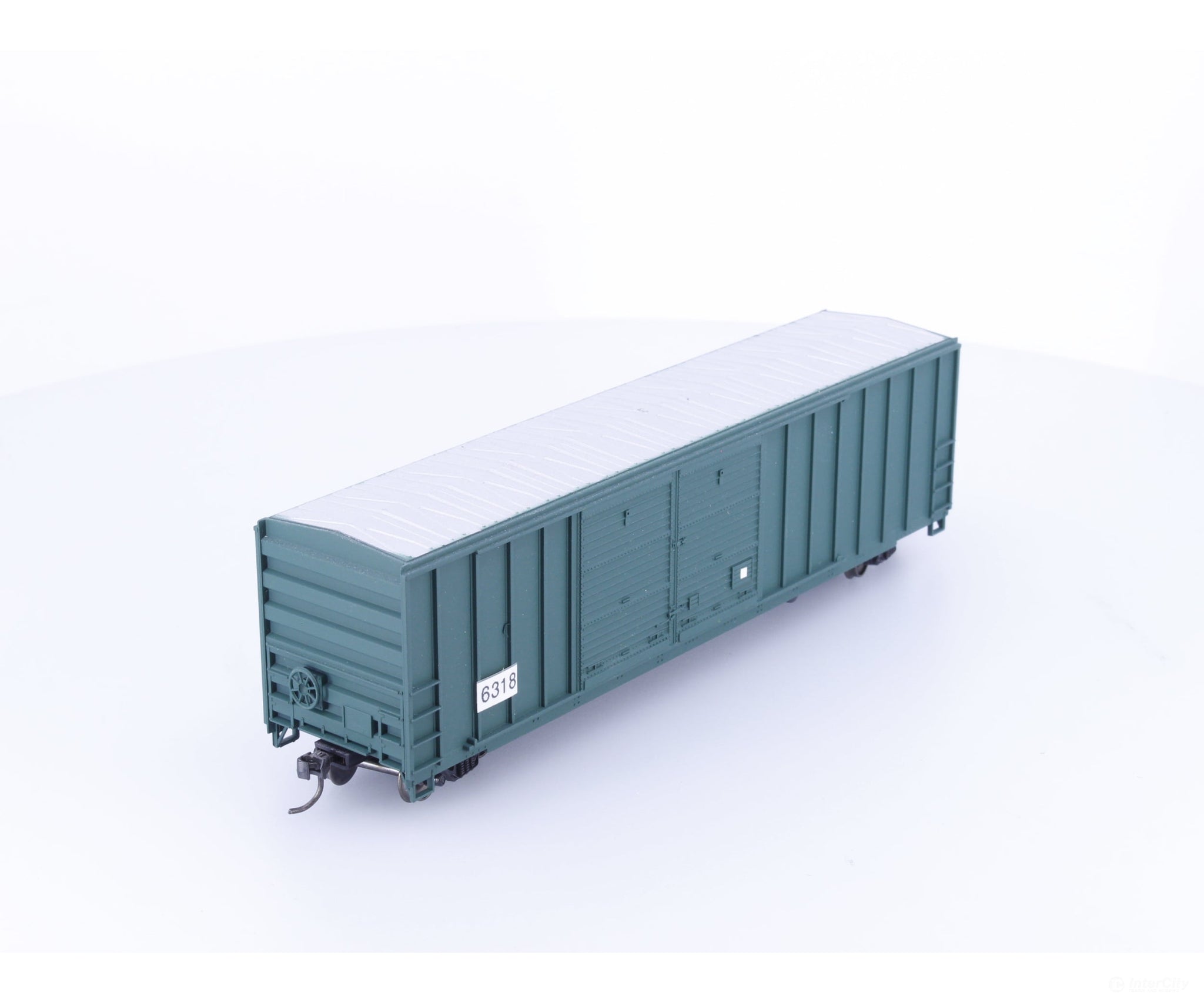 Roundhouse 6318 HO 50’ Double Door Boxcar Undecorated 6318 - Freight Cars