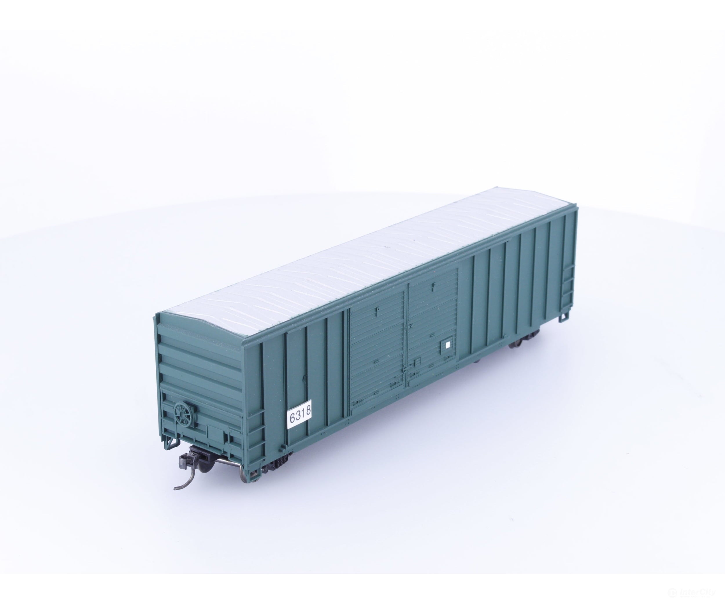 Roundhouse 6318 HO 50’ Double Door Boxcar Undecorated 6318 - Freight Cars