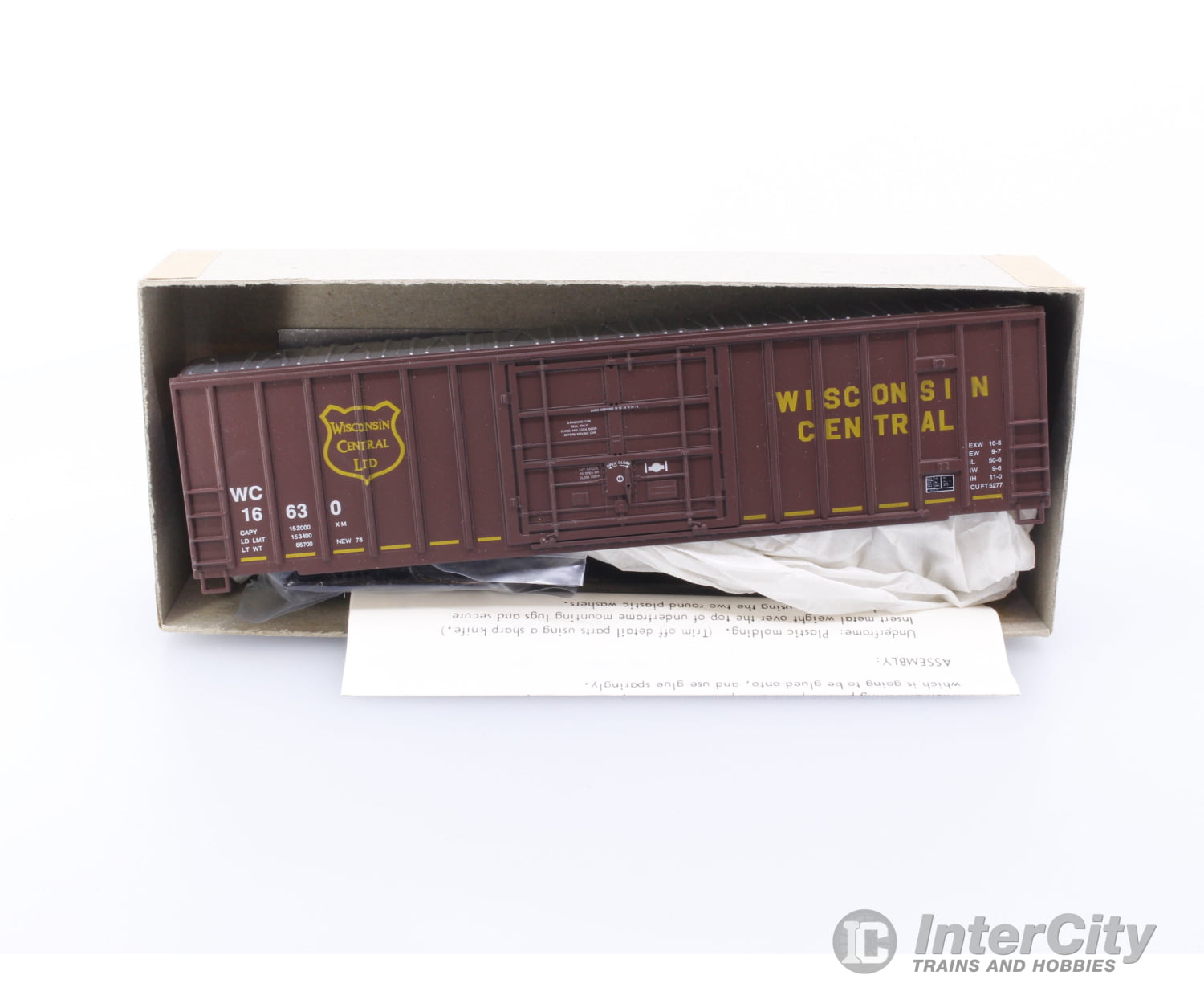 Roundhouse 7720 HO 50’ FMC Plug Door Box Car Kit Wisconsin Central (WC) 16630 Freight Cars