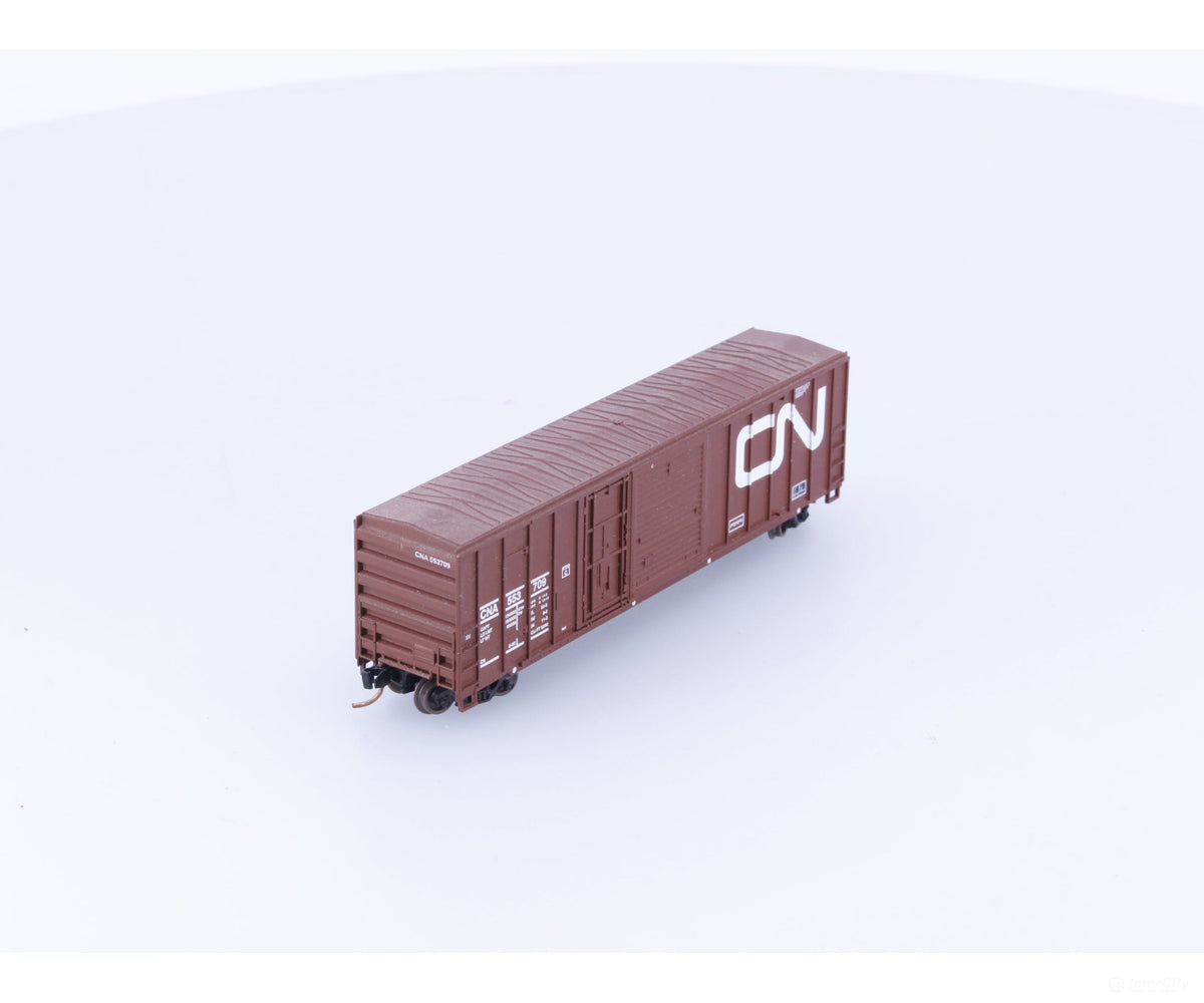 Roundhouse 82300 N 50’ FMC Combo Door Box Car Canadian National (CN) 553709 - Freight Cars