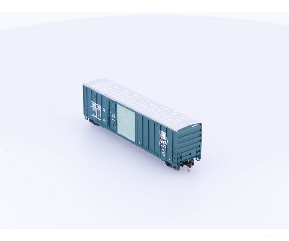 Roundhouse 82302 N 50’ FMC Combo-Door Box Car Pacific Great Eastern (PGE) 40369 - Freight Cars