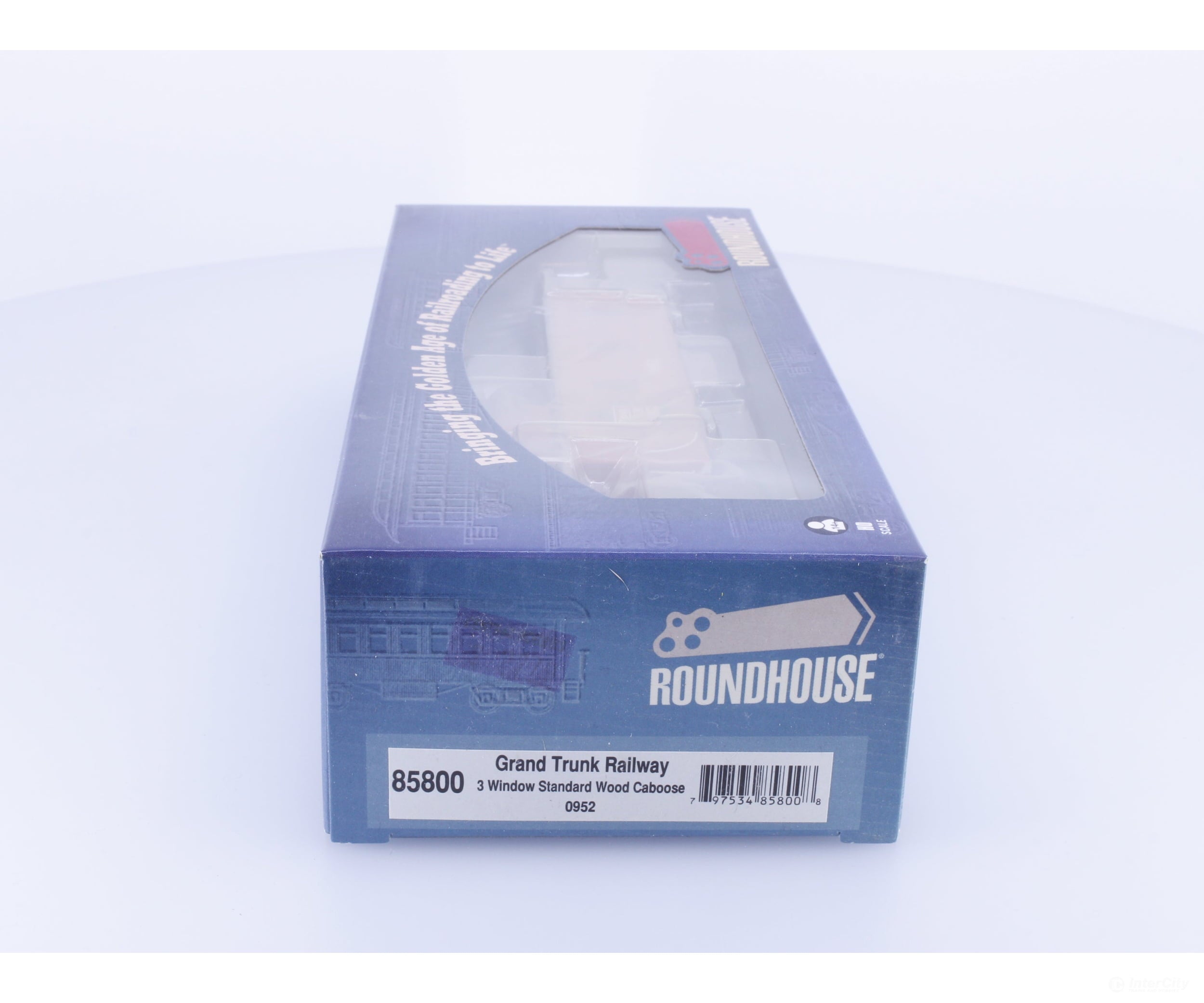 Roundhouse 85800 HO 3 Window Standard Wood Caboose Grand Trunk (GT) 0952 Freight Cars