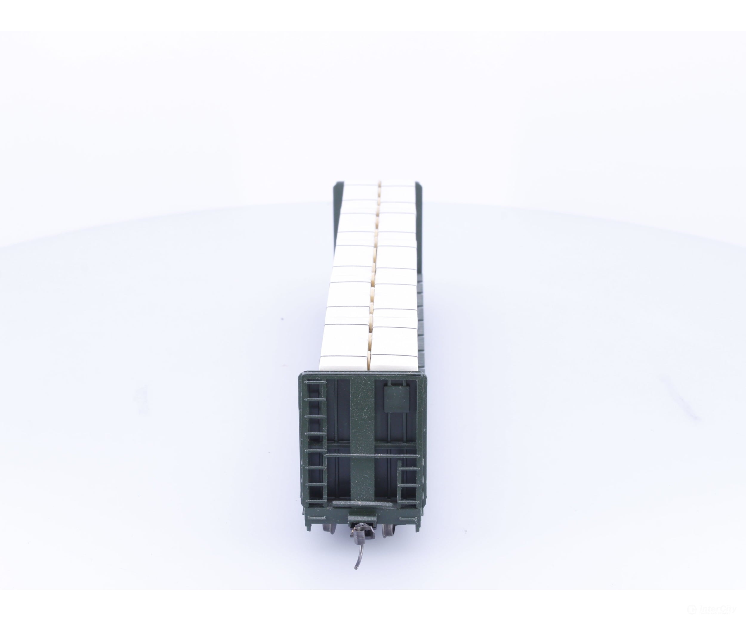 Roundhouse 869378 HO 60’ Bulkhead Flat Car with Northwood Lumber Load BC Rail (BCOL) 869378 - Freight Cars