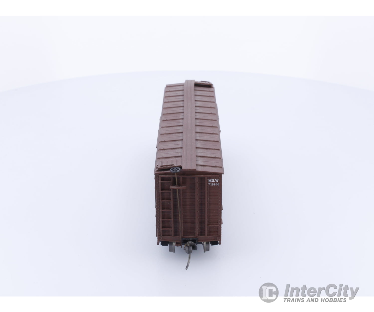 Roundhouse MILWBC HO 40’ Box Car Kit Milwaukee Road (MILW) 716966 Freight Cars