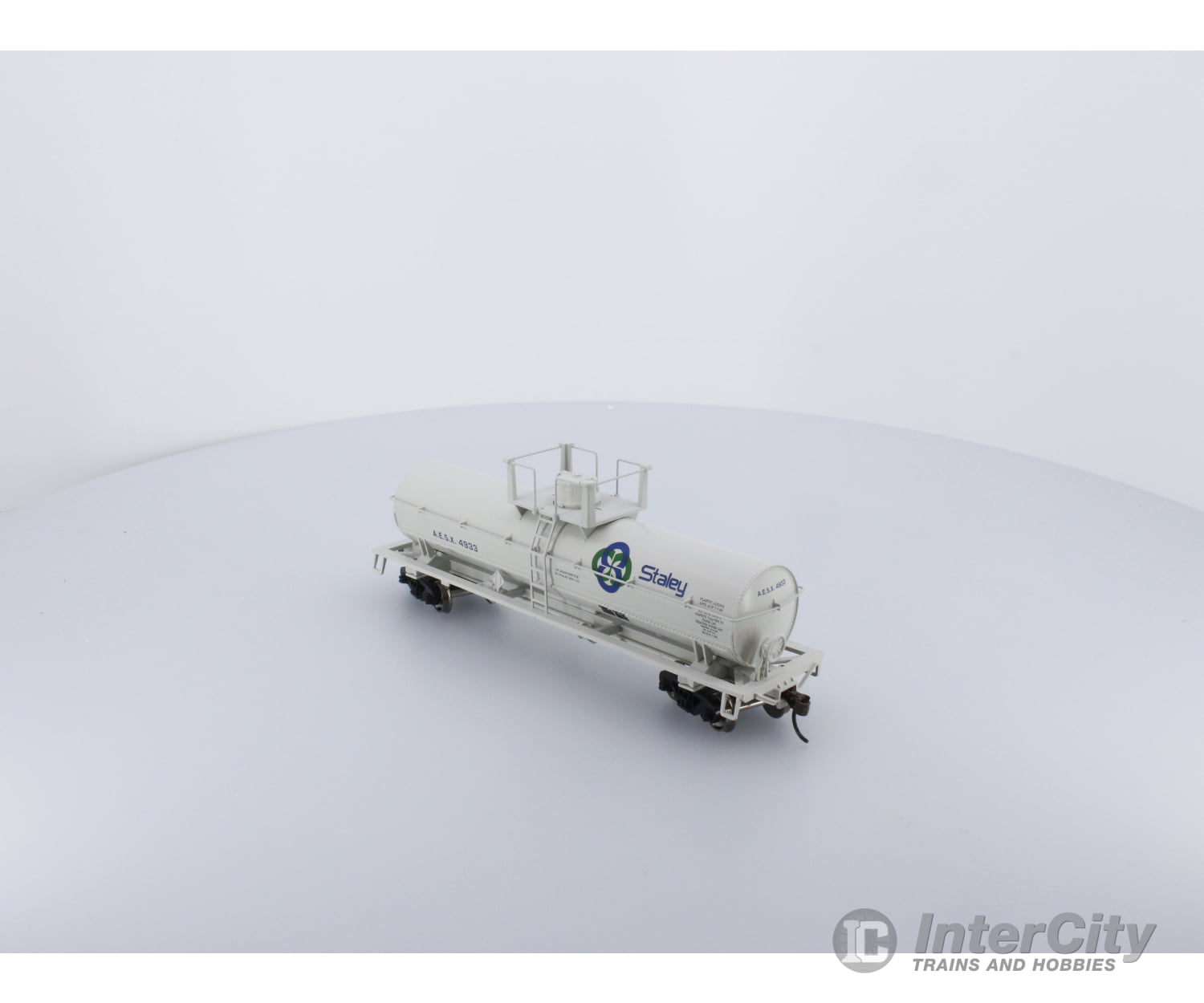 Roundhouse Rnd1128 Ho Chemical Tank Car Staley 4933 Freight Cars