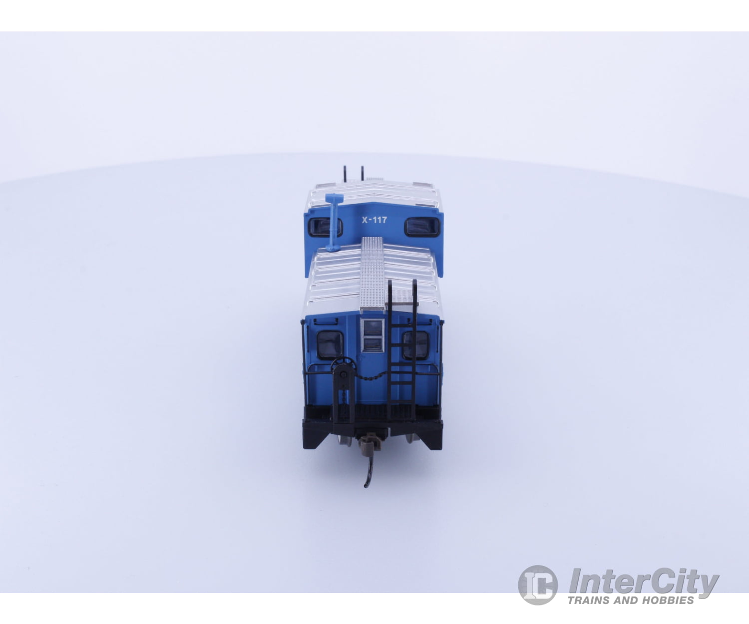 Roundhouse RND1346 HO Wide Vision Caboose Great Northern (GN) X-117 Freight Cars