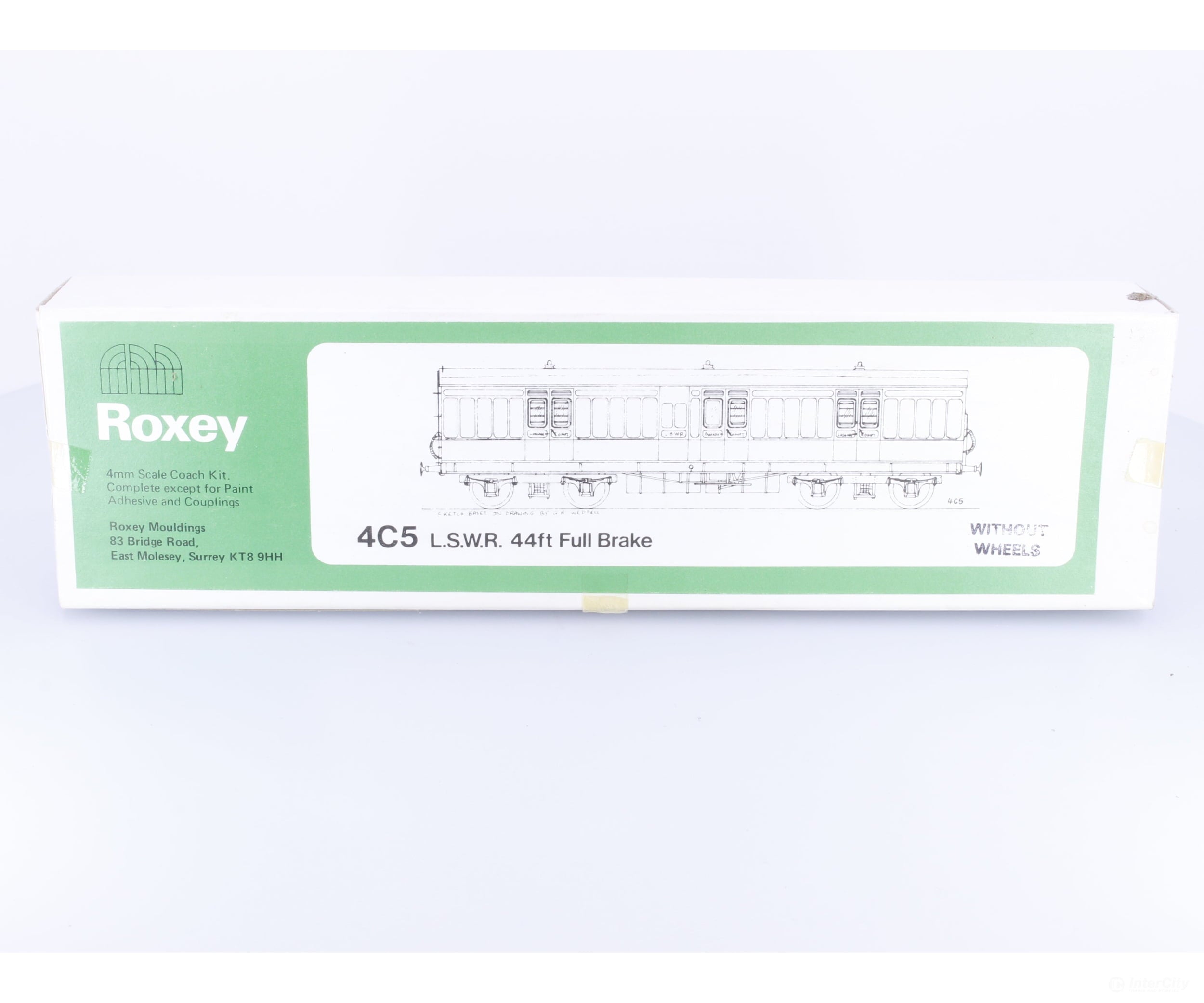 Roxey Mouldings 4C5 OO 44’ Passenger Coach with Full Brake Kit (LSWR) - Passenger Cars