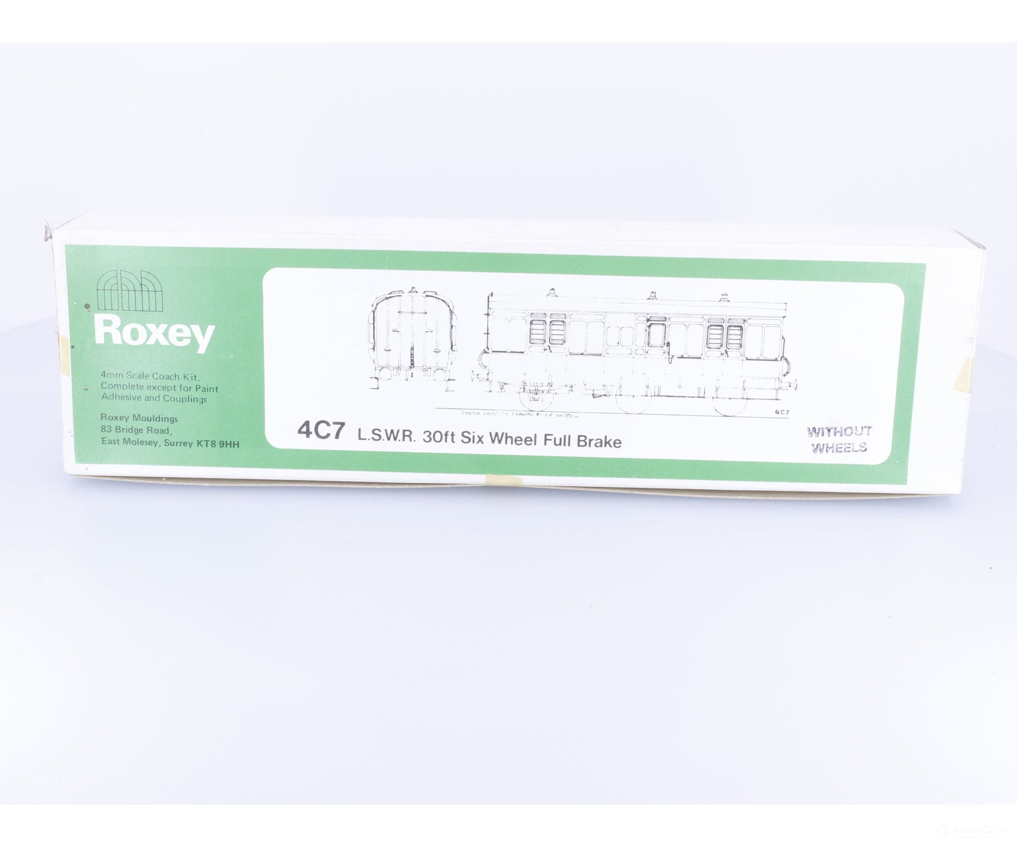 Roxey Mouldings 4C7 OO 30’ 6 Wheel Passenger Coach Full Brake Kit (LSWR) - Passenger Cars