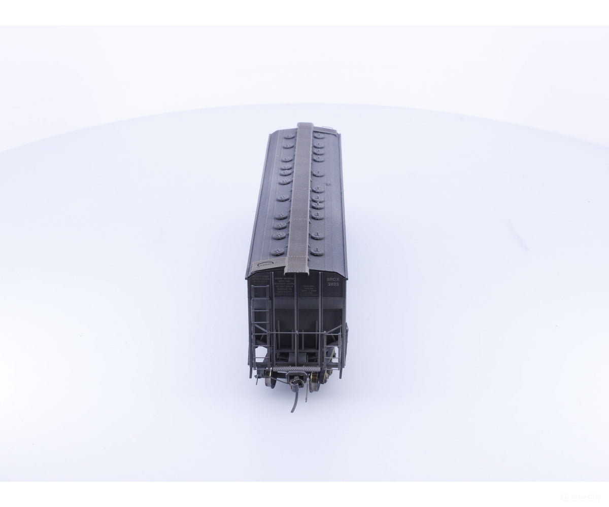 Scale Trains SXT30303 HO Thrall 4727cf Carbon Black Covered Hopper 22 Hatch Weathered Sid Richardson 2023 - Freight Cars