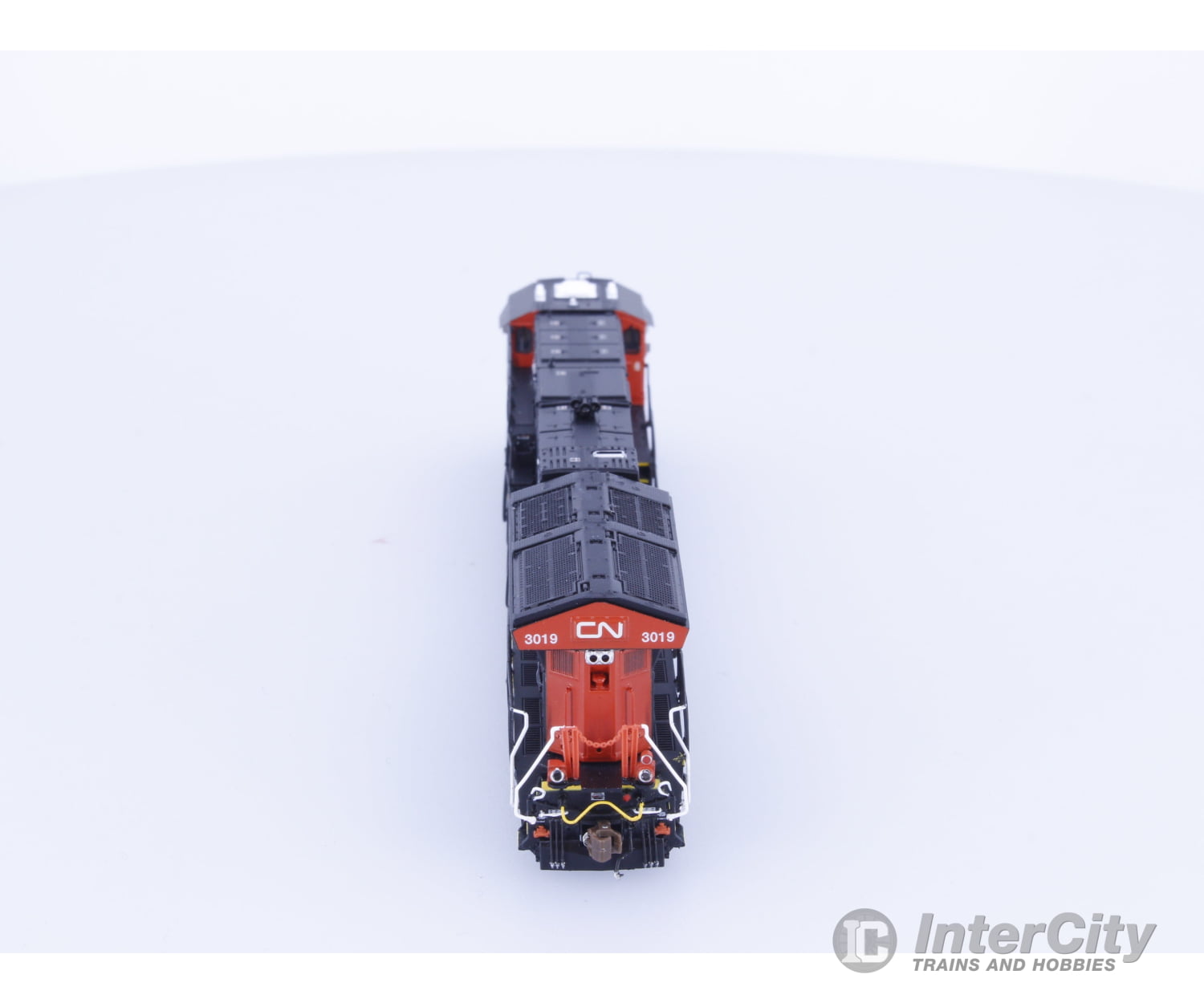 Scale Trains SXT30618 N GE ET44AC Tier 4 GEVO Diesel Locomotive 2015 Production Canadian National (CN) 3019 DCC & Sound