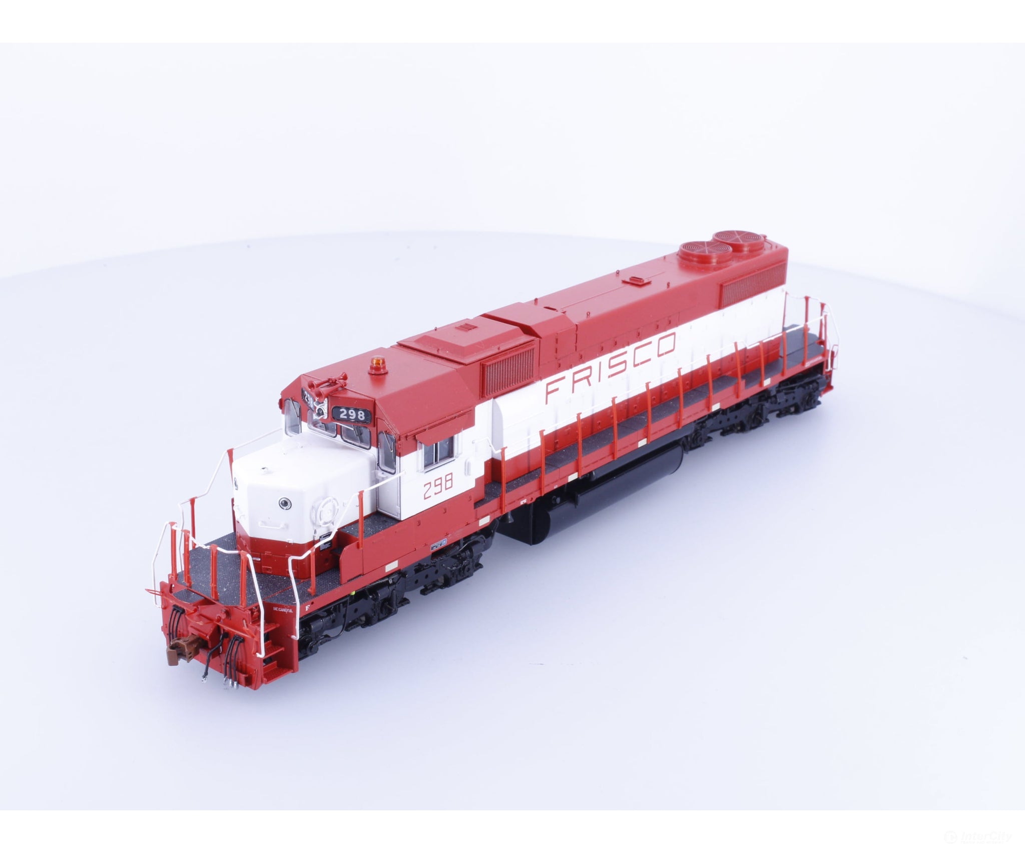 Scale Trains SXT33143 HO EMD SD38-2 Diesel Locomotive St Louis San Fransisco (SLSW) 298 DCC & Sound - Locomotives