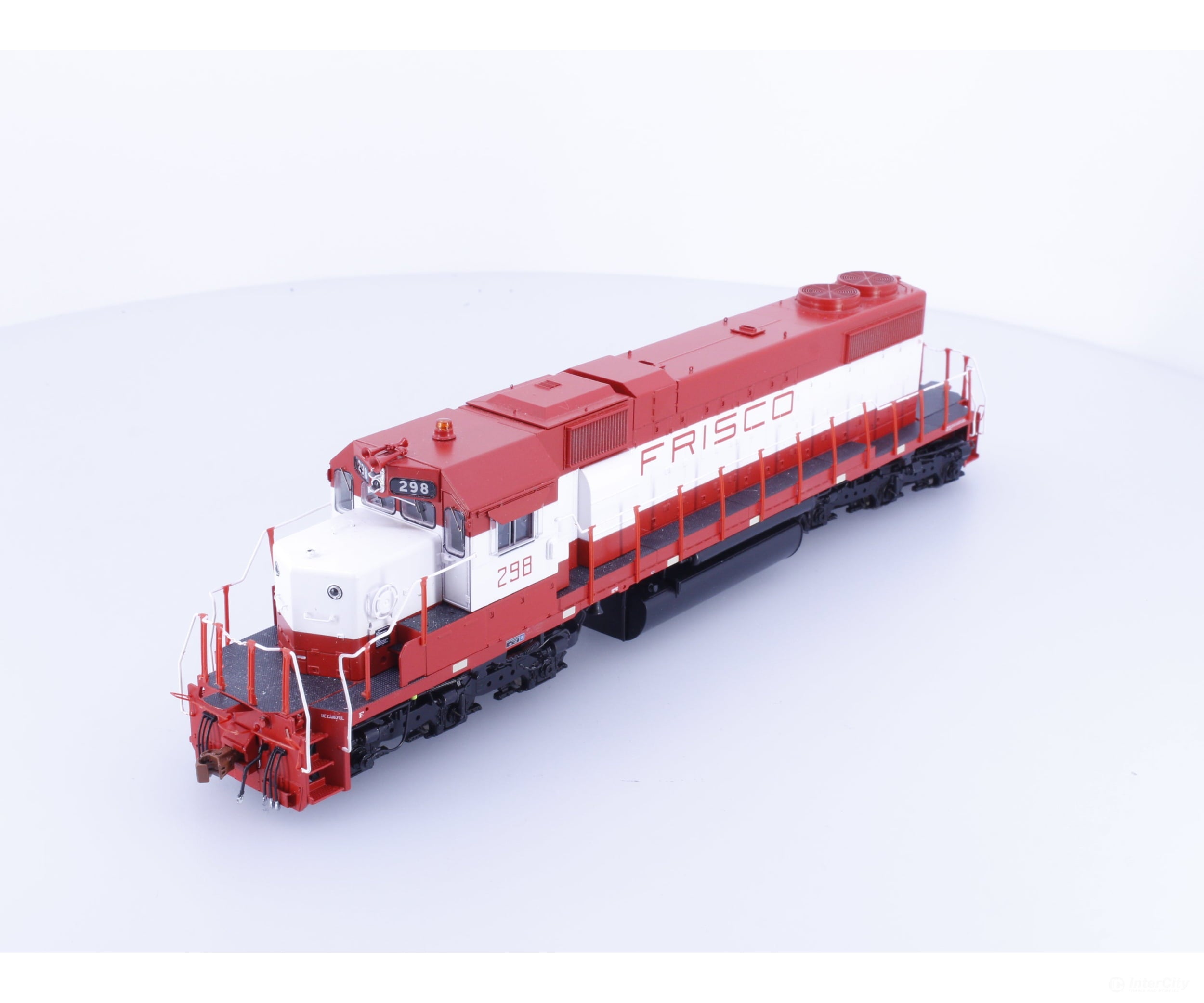 Scale Trains SXT33143 HO EMD SD38-2 Diesel Locomotive St Louis San Fransisco (SLSW) 298 DCC & Sound - Locomotives