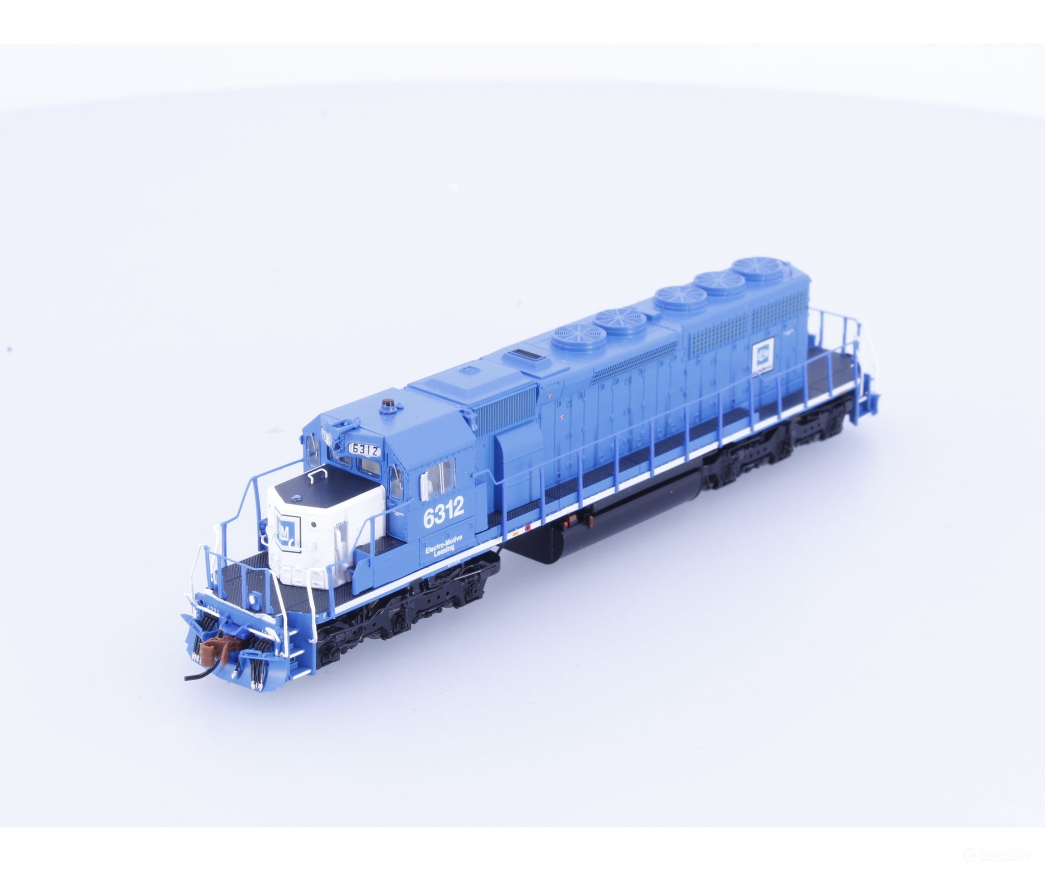 Scale Trains SXT39406 N EMD SD40-2 Diesel Locomotive Ex-MILW Blue/White Repaint EMD Leasing (EMDX) 6312 Analog DC