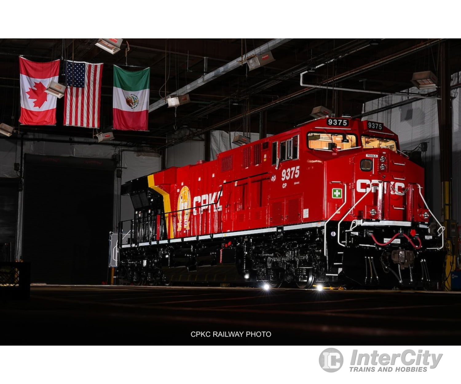 Scale Trains Sxt39927 Rivet Counter Ho Ge Es44Ah Canadian Pacific Kansas City/Cpkc #9375 Dcc/Sound