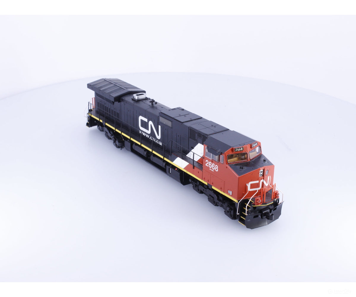 ScaleTrains SXT10847 HO GE C44-9W Dash 9 Diesel Locomotive ESU Loksound Canadian National (CN) 2668 DCC & Sound