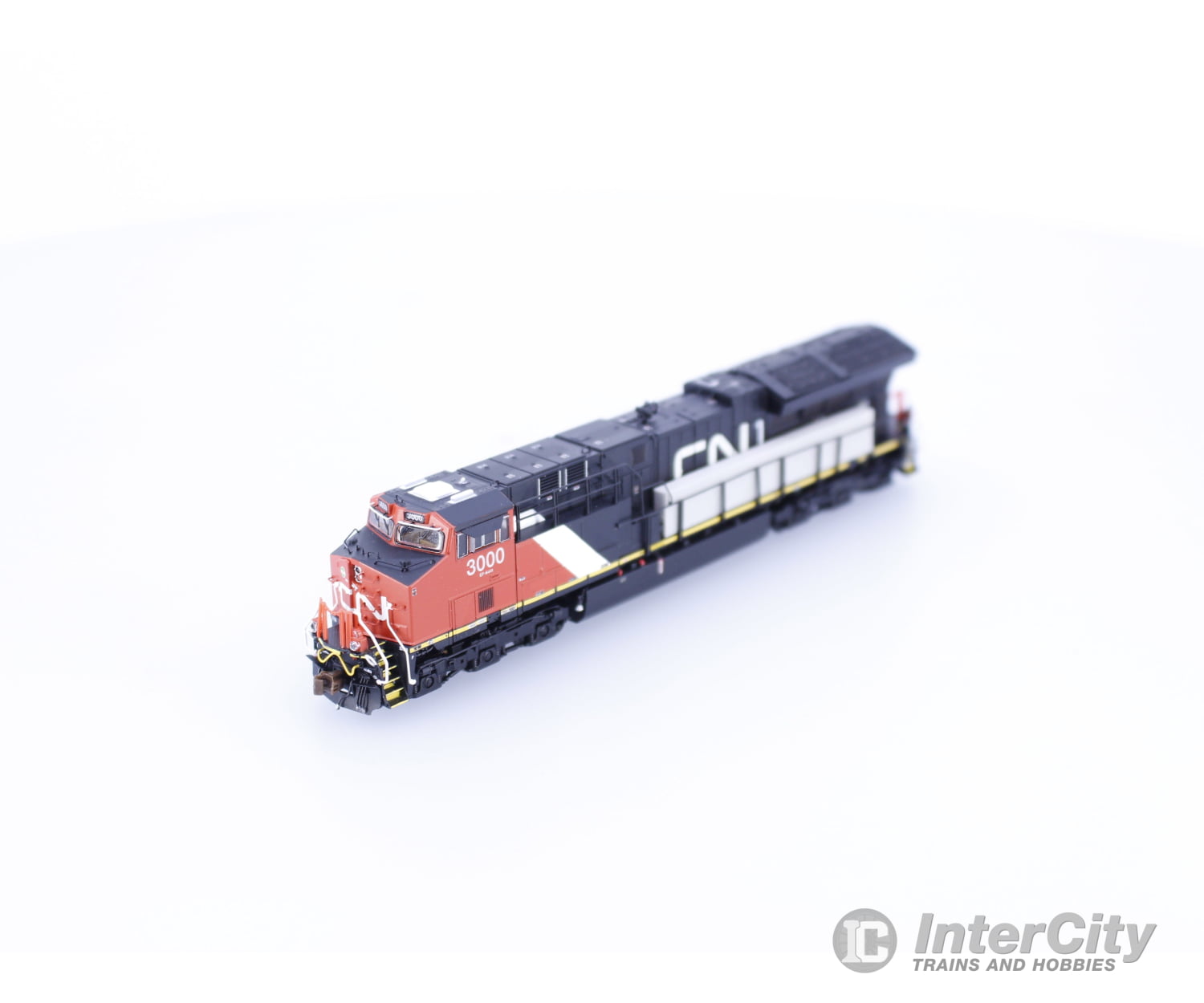 ScaleTrains SXT30616 N GE Tier 4 GEVO ET44AC (2015 Production) Canadian National (CN) 3000 DCC & Sound (#2) Locomotives
