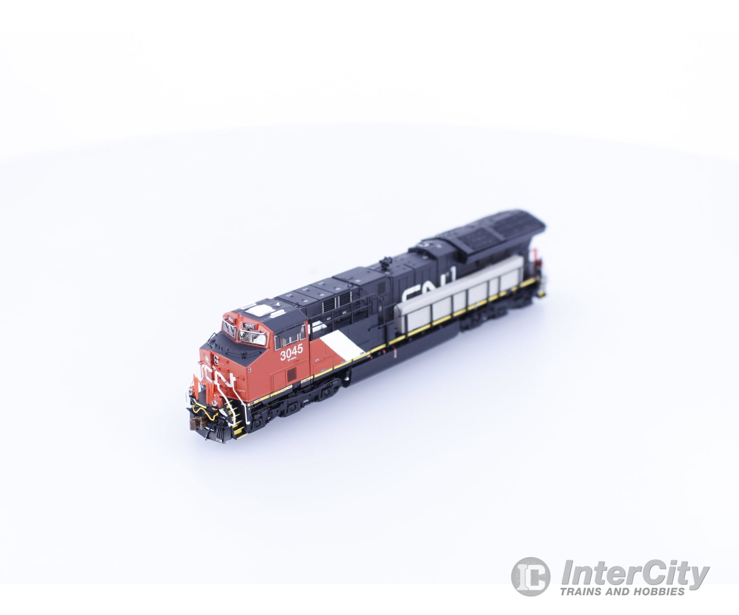 ScaleTrains SXT30620 N GE Tier 4 GEVO ET44AC (2016 Production) Canadian National (CN) 3045 DCC & Sound Locomotives