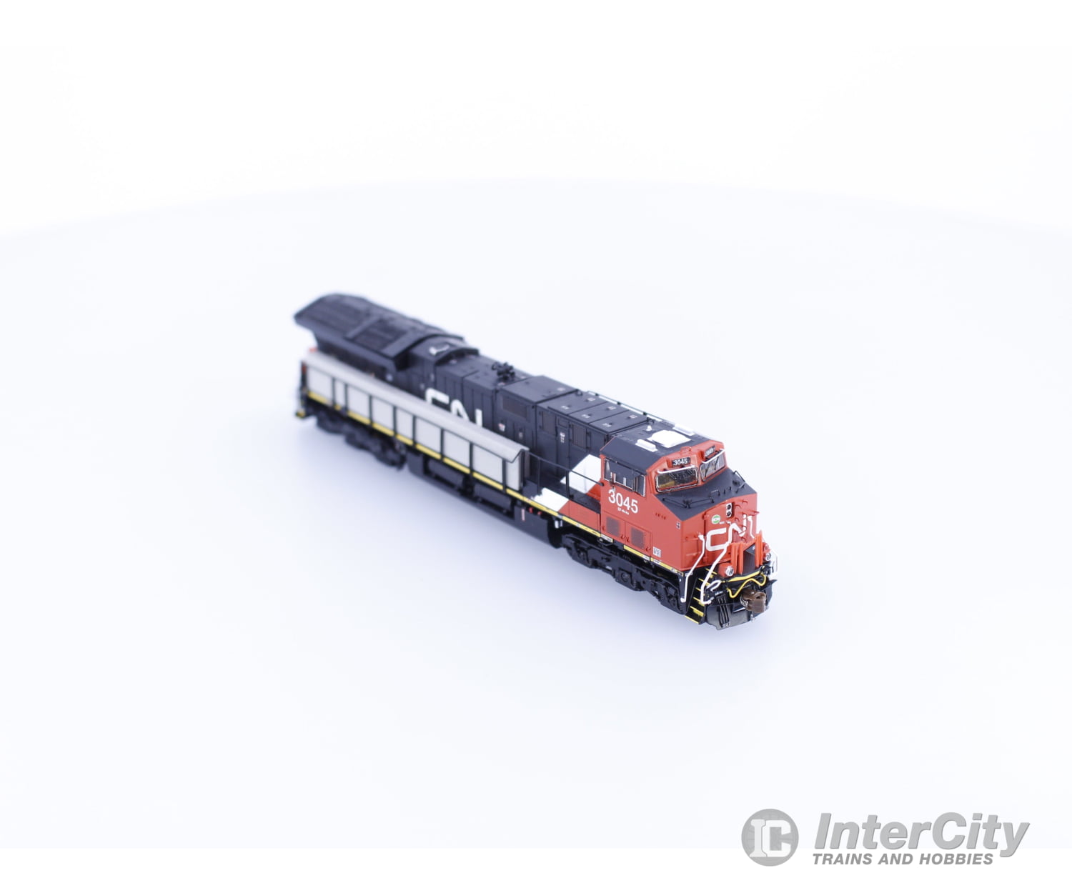 ScaleTrains SXT30620 N GE Tier 4 GEVO ET44AC (2016 Production) Canadian National (CN) 3045 DCC & Sound Locomotives