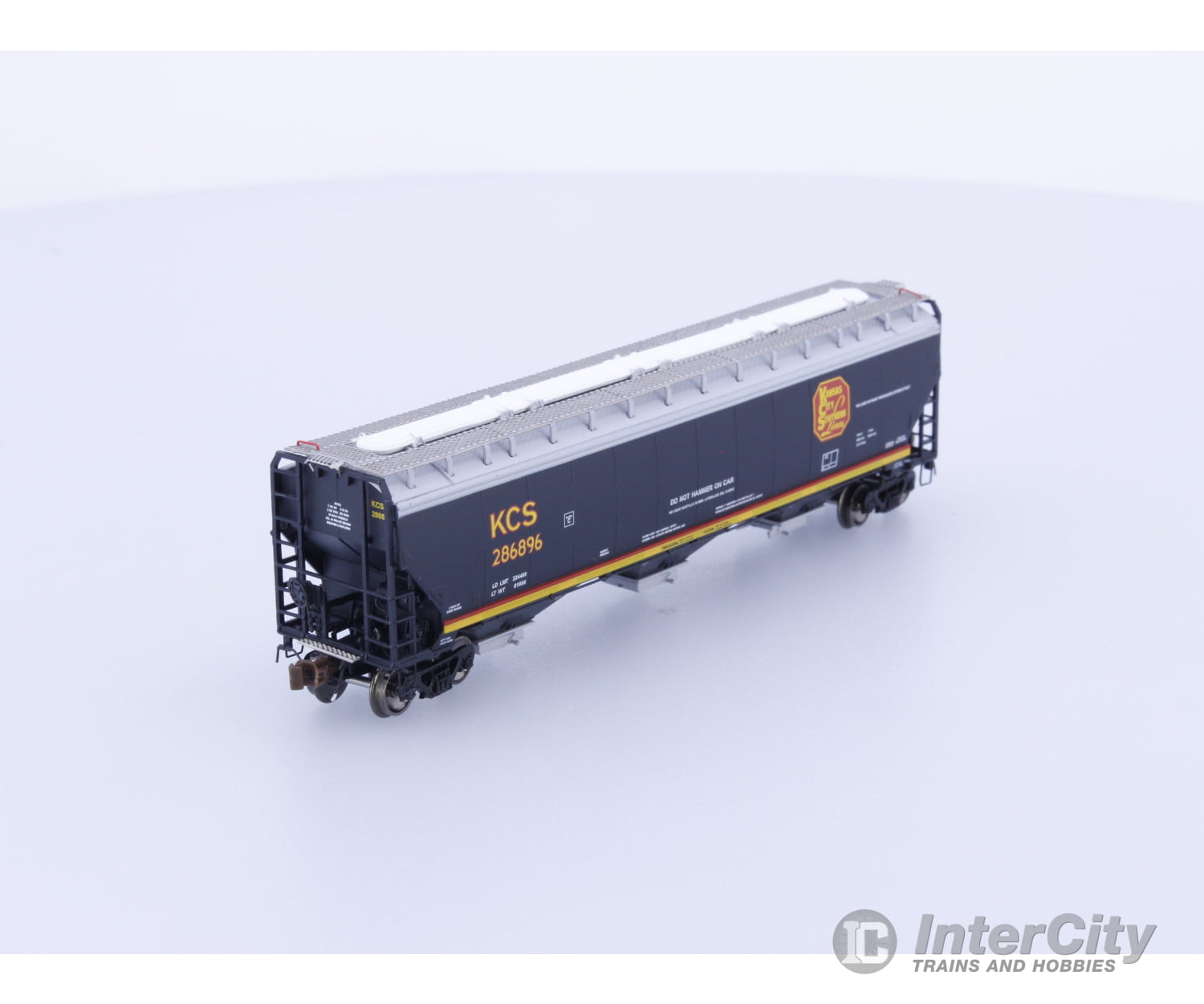 ScaleTrains SXT30942 N Greenbrier (Gunderson) 5188 cf. Covered Hopper w/Fiberglass Roof Hatches & Miner AutoLok II