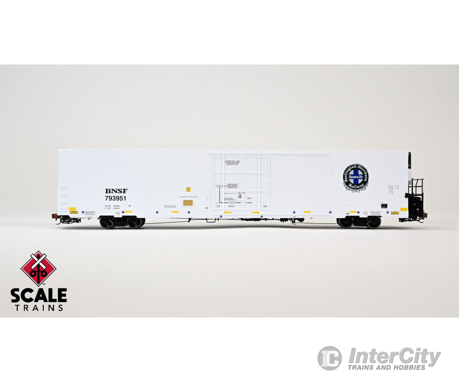 Scaletrains Sxt40139 Rivet Counter Ho Scale Trinity 82’ 7711 Mechanical Reefer Bnsf/Loco