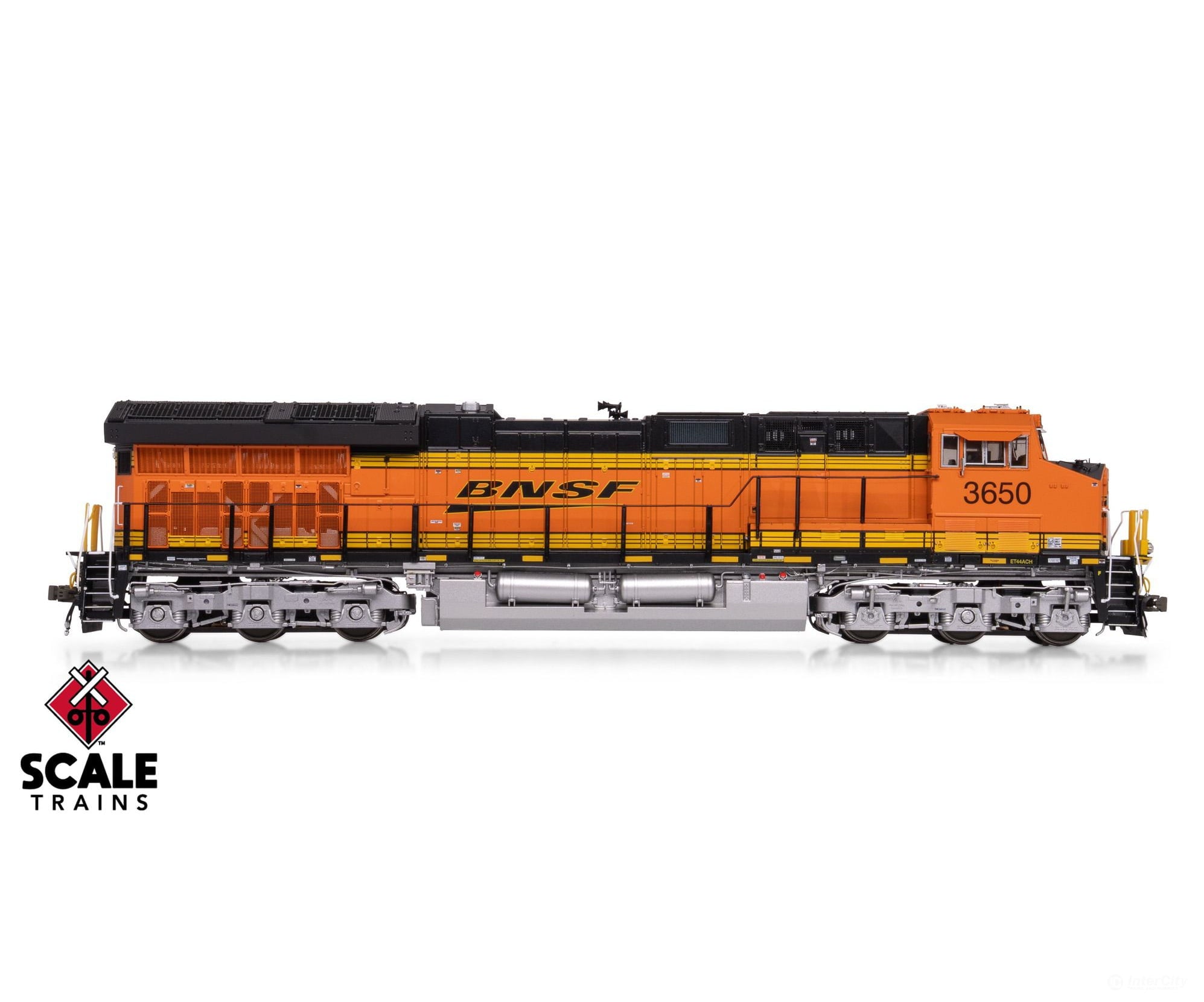 ScaleTrains SXT40350 Rivet Counter HO Scale GE ET44ACH BNSF/Heritage III 3670 DCC & Sound Equipped - Locomotives
