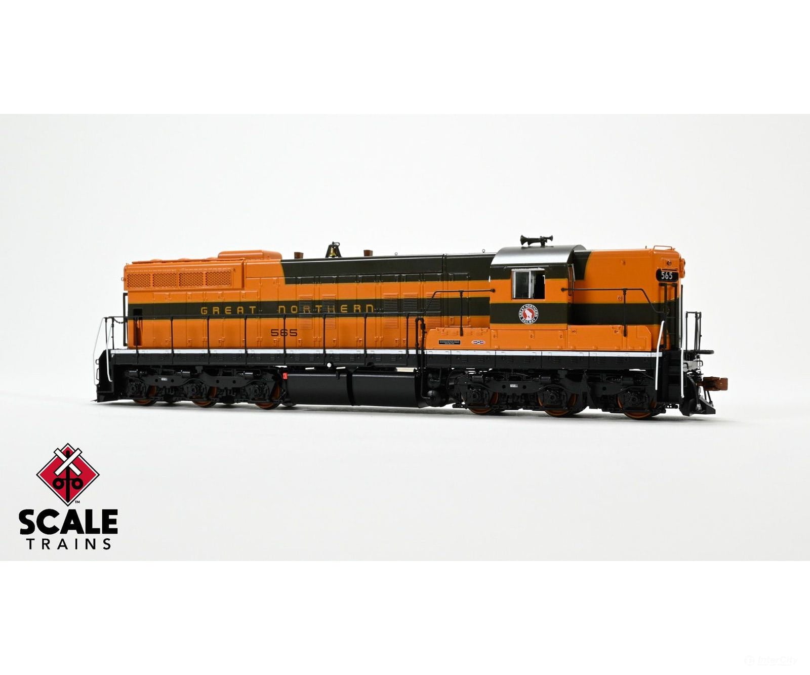 ScaleTrains SXT41168 Rivet Counter HO Scale EMD SD7 Great Northern/Empire Builder/As Delivered 566 DCC & Sound Equipped