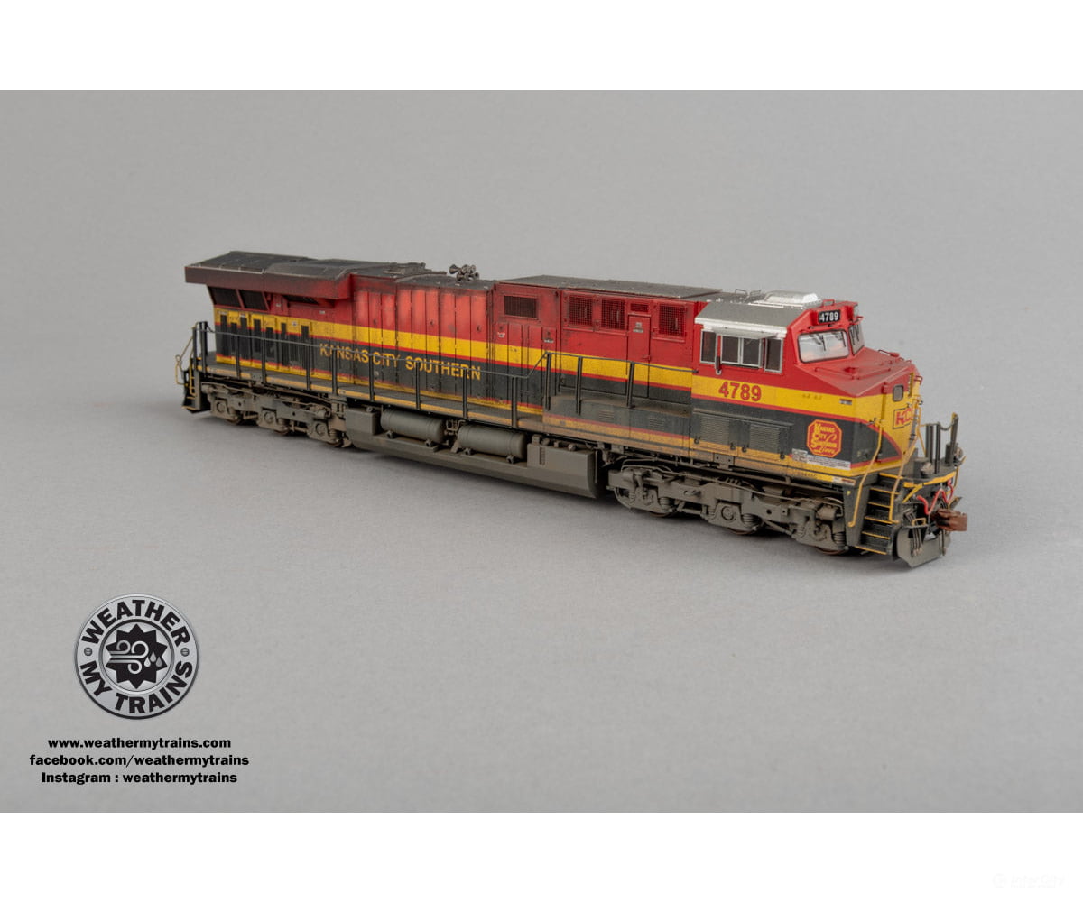 ScaleTrains SXT41451 Rivet Counter HO Scale GE ES44AC Kansas City Southern/Belle/As Delivered 4781 DCC & Sound Equipped