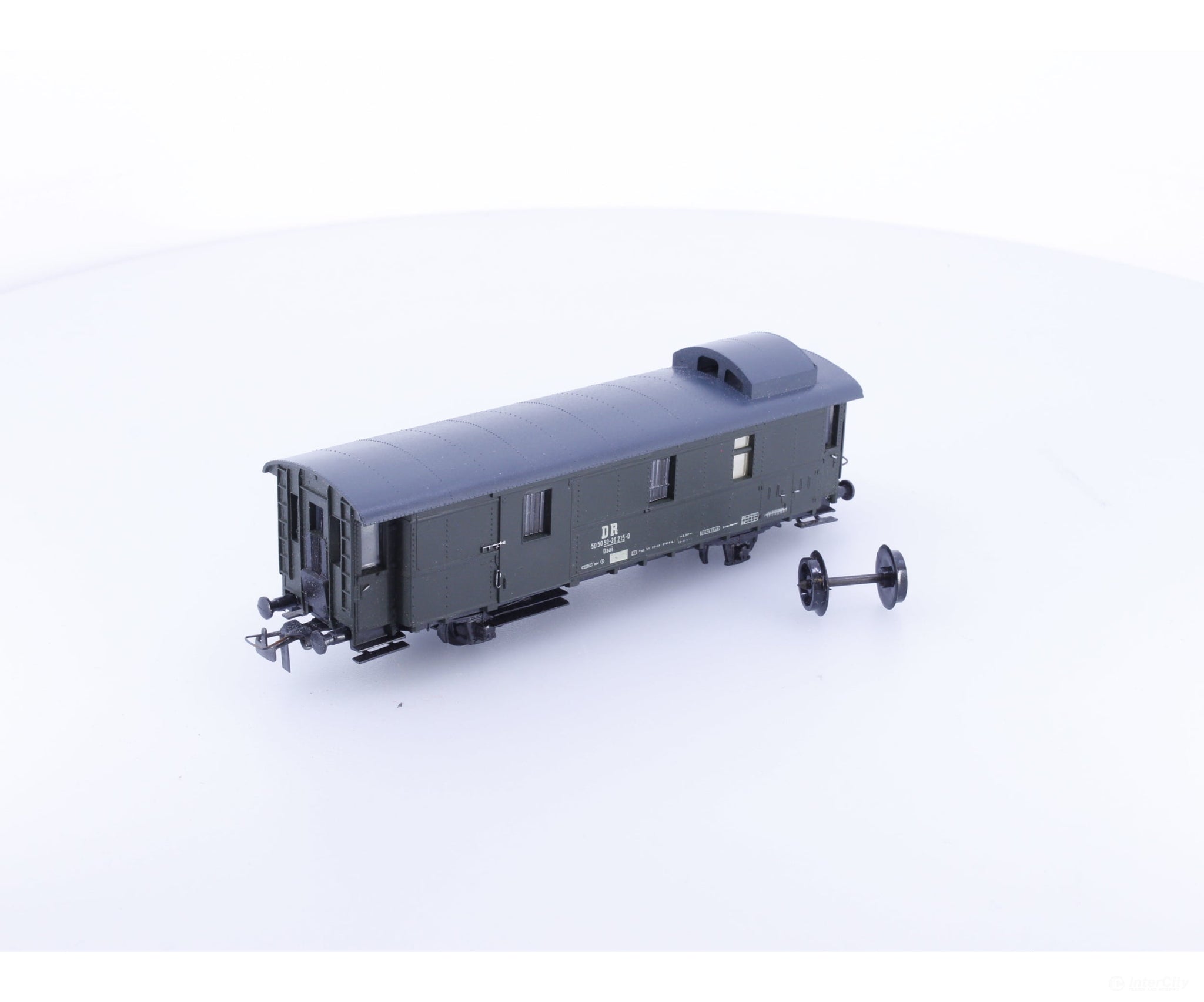 Schicht 215-0 HO DR Baggage Car Gepackwagen 215-0 - European Passenger Cars