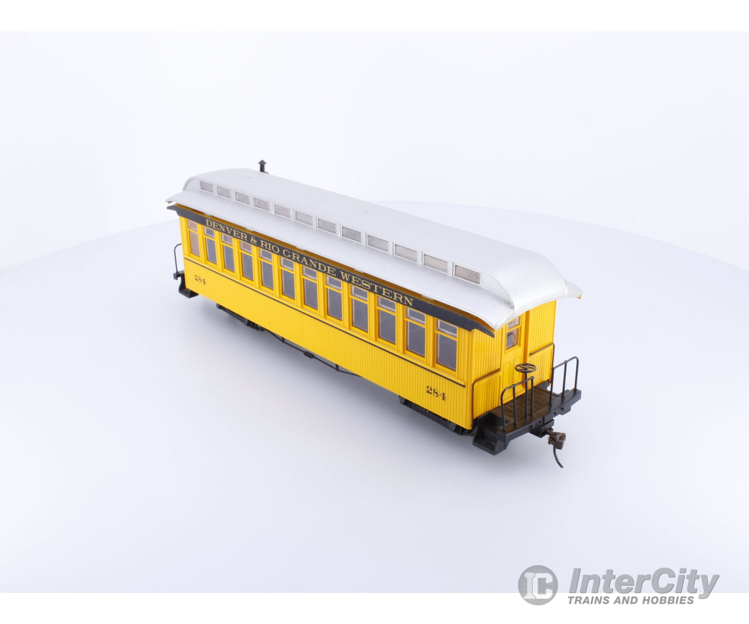 Spectrum 26318 HOn30 Passenger Car Denver and Rio Grande Western (DRGW) 284 Passenger Cars