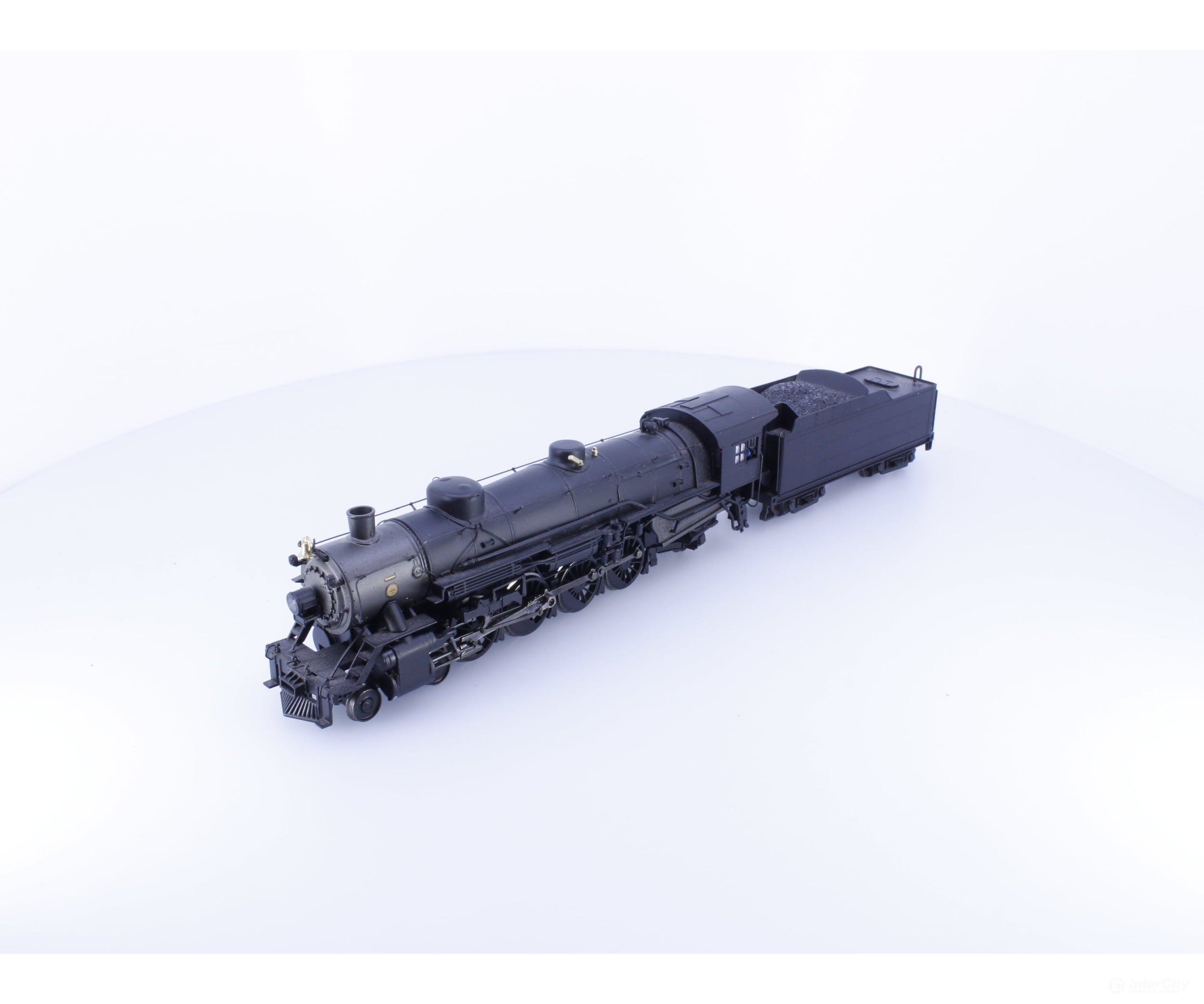 Spectrum 81601 HO USRA Light 4-8-2 Mountain Steam Locomotive Unlettered DCC Ready Locomotives