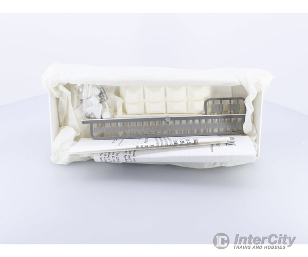 Sylvan Scale Models HO-1040 HO Early Six Hatch Slab Side Covered Hopper Kit Canadian National (CN) Freight Cars