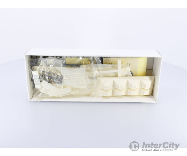Sylvan Scale Models HO-137 HO Eight Hatch Slab Side Covered Hopper Kit Pacific Great Eastern (PGE) Freight Cars