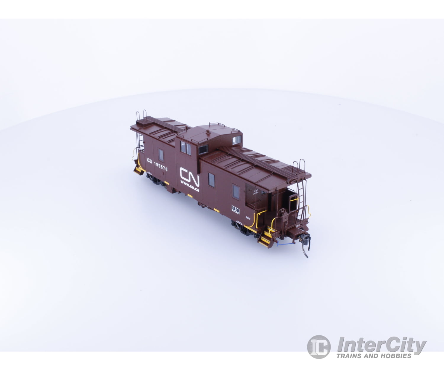 Tangent 60219-01 HO IC Centralia Steel Wide Vision Caboose - Stanray Roof Canadian National (CN) 199576 Freight Cars