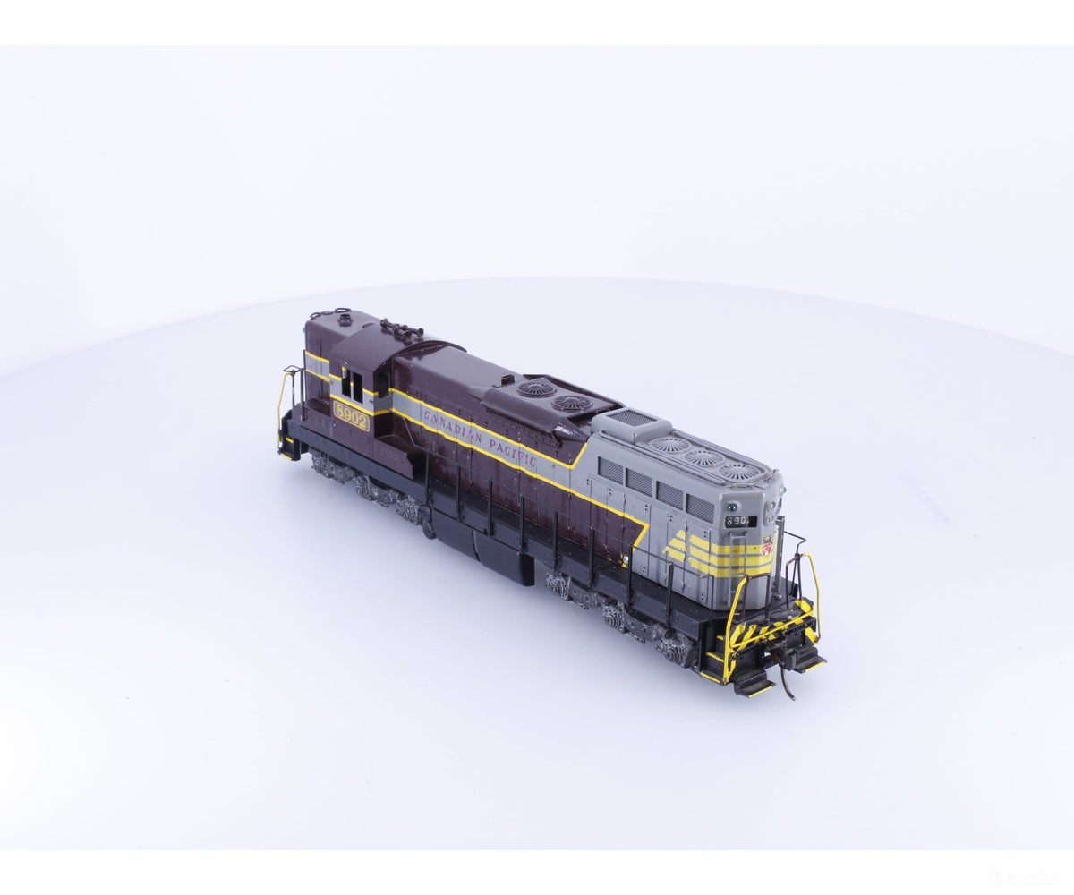 Tenshodo 8902 HO Metal SD9 Diesel Locomotive Canadian Pacific (CP) 8902 Analog DC - Locomotives