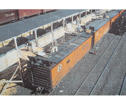 Tichy Train Group 7014 Icing Platform/Dock -- Kit - 18 45.7Cm Long Structures