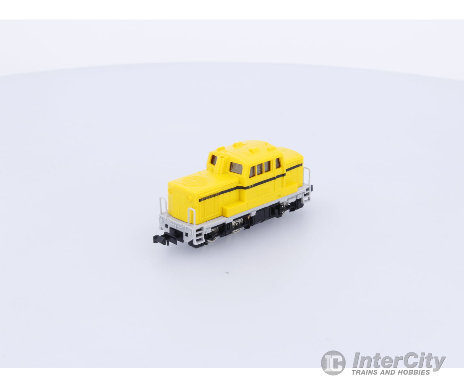 Tomix 2022 N Japanese Multi-purpose Diesel Locomotive (Yellow) Analog DC Locomotives