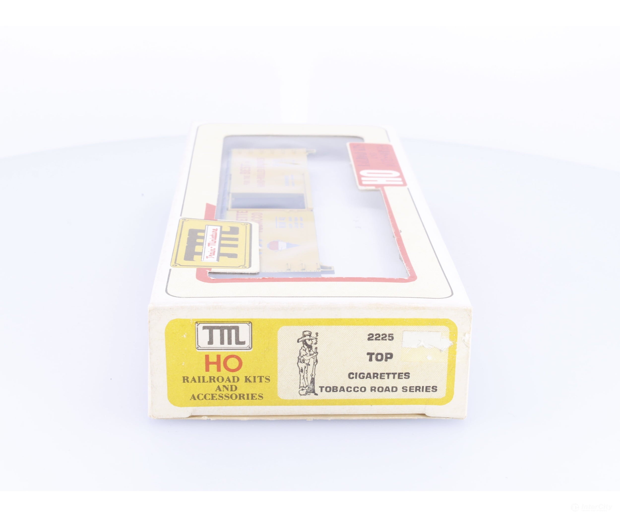 Train Miniature 2225 HO 40’ Single Door Boxcar Kit Top (RJR) 41 - Freight Cars