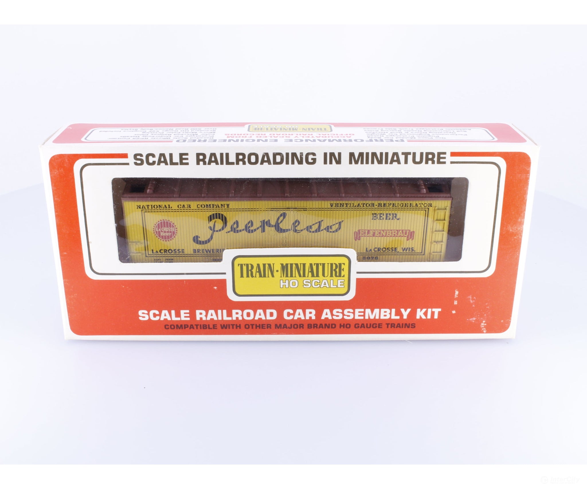 Train Miniature 2320 HO 40’ Single Door Boxcar Kit Peerless Beer - Lacrosse Co (NX) 3076 - Freight Cars