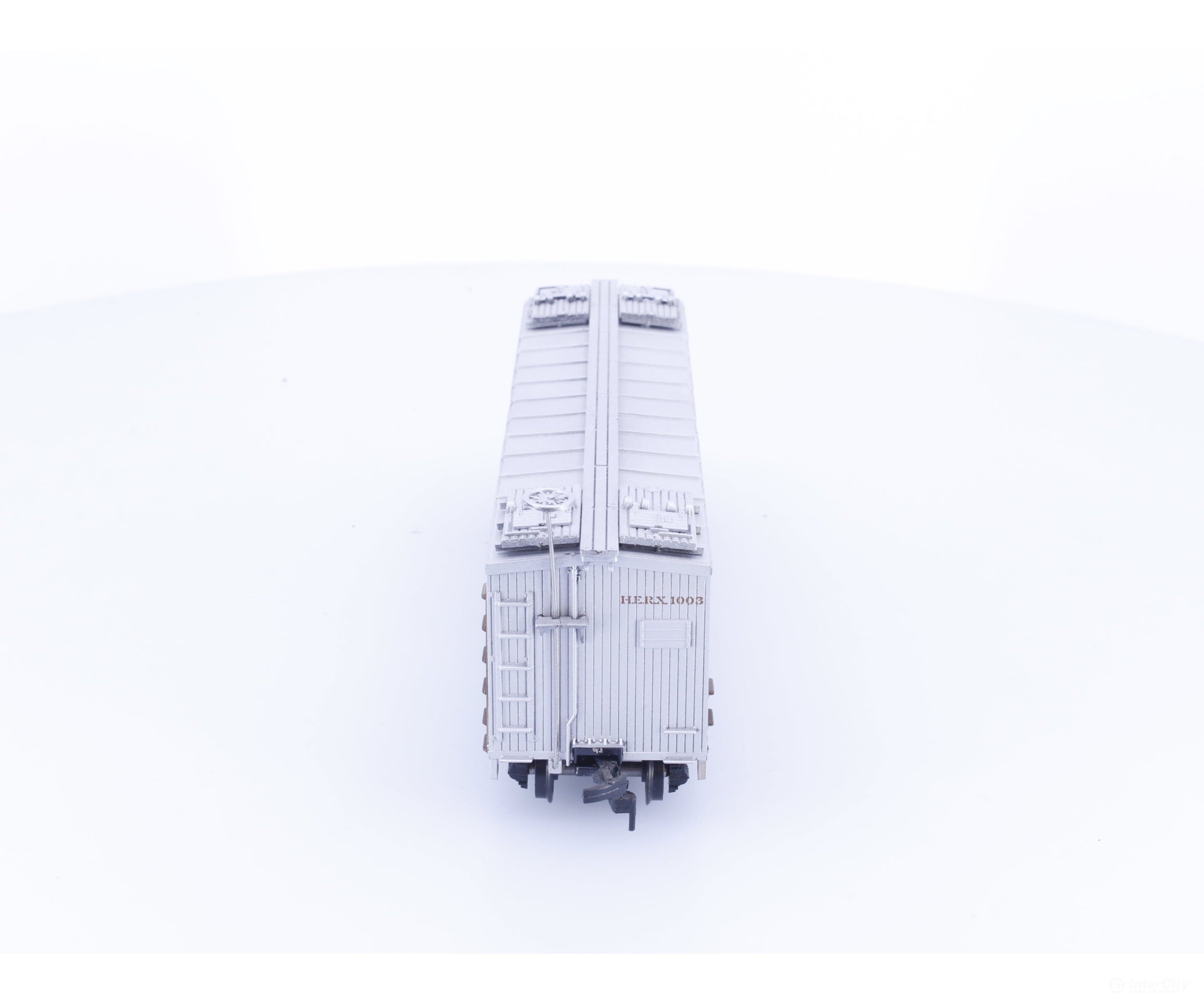 Train Miniature 2404 HO 40’ Single Door Boxcar Hershey Chocolate Co (HERX) 1003 - Freight Cars