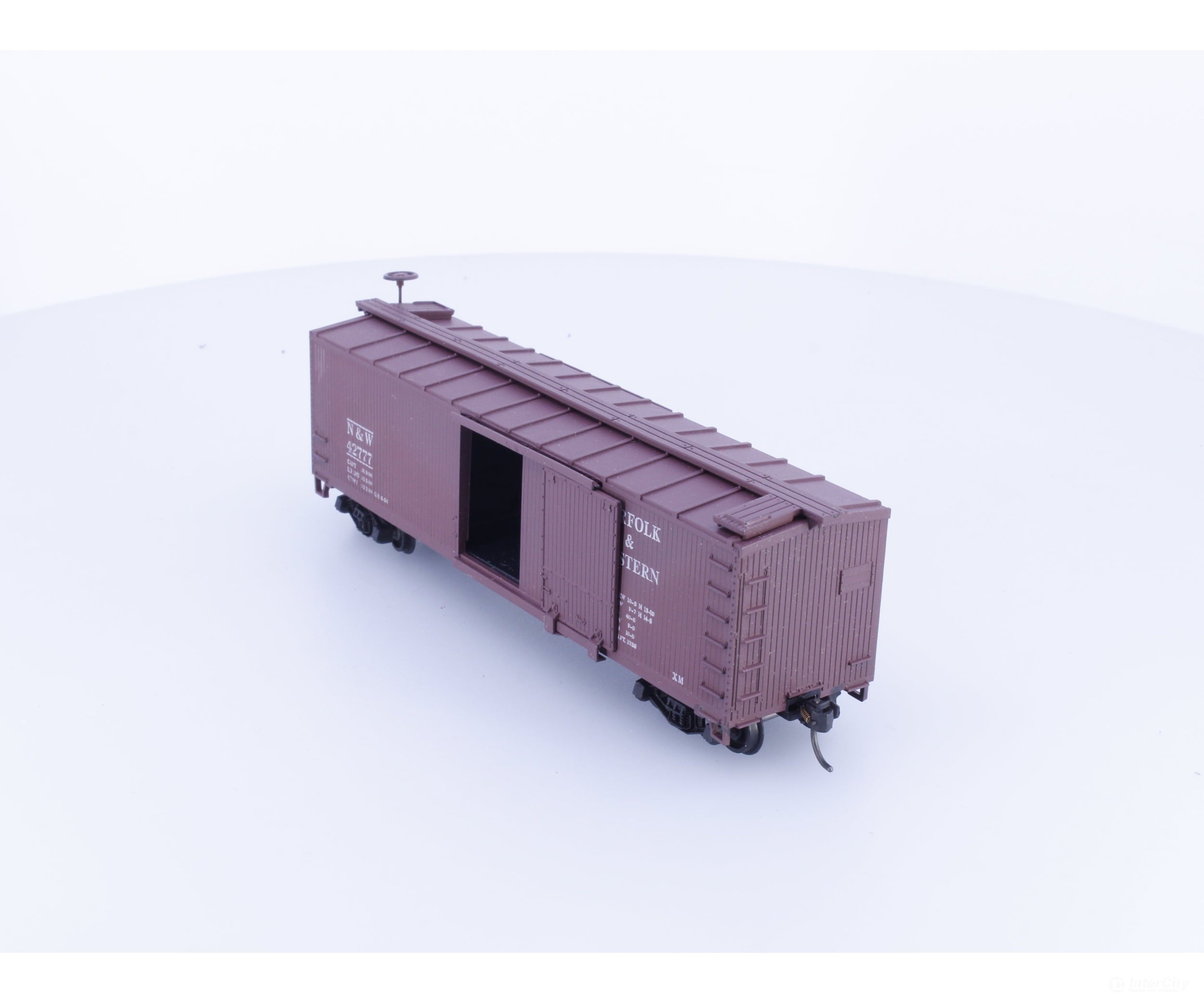 Train Miniature 2704 HO 40’ Single Door Boxcar Norfolk & Western (NW) 42777 - Freight Cars