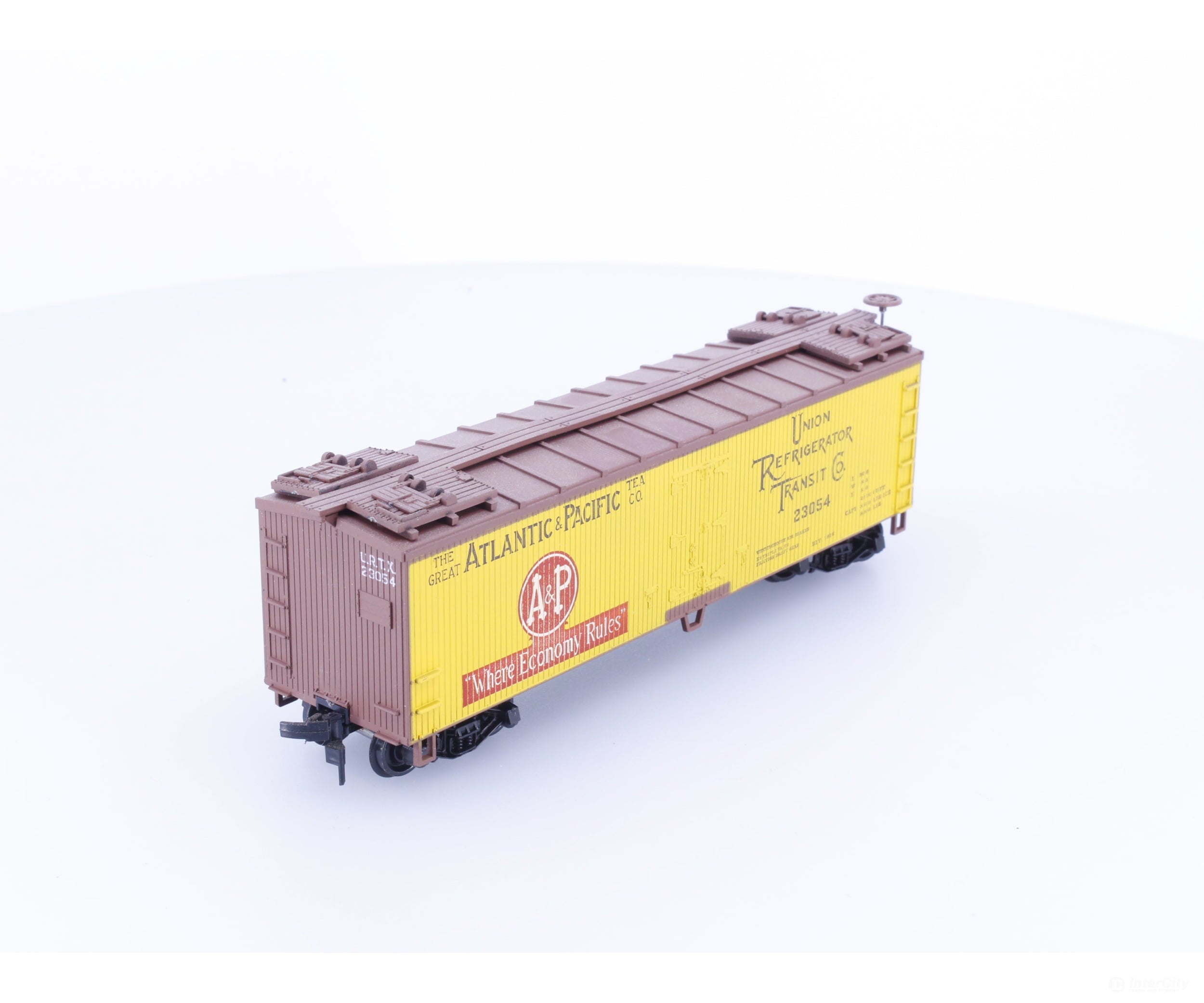 Train Miniature 3402 HO 40’ Single Door Boxcar A&P Tea Co (URTX) 23054 - Freight Cars