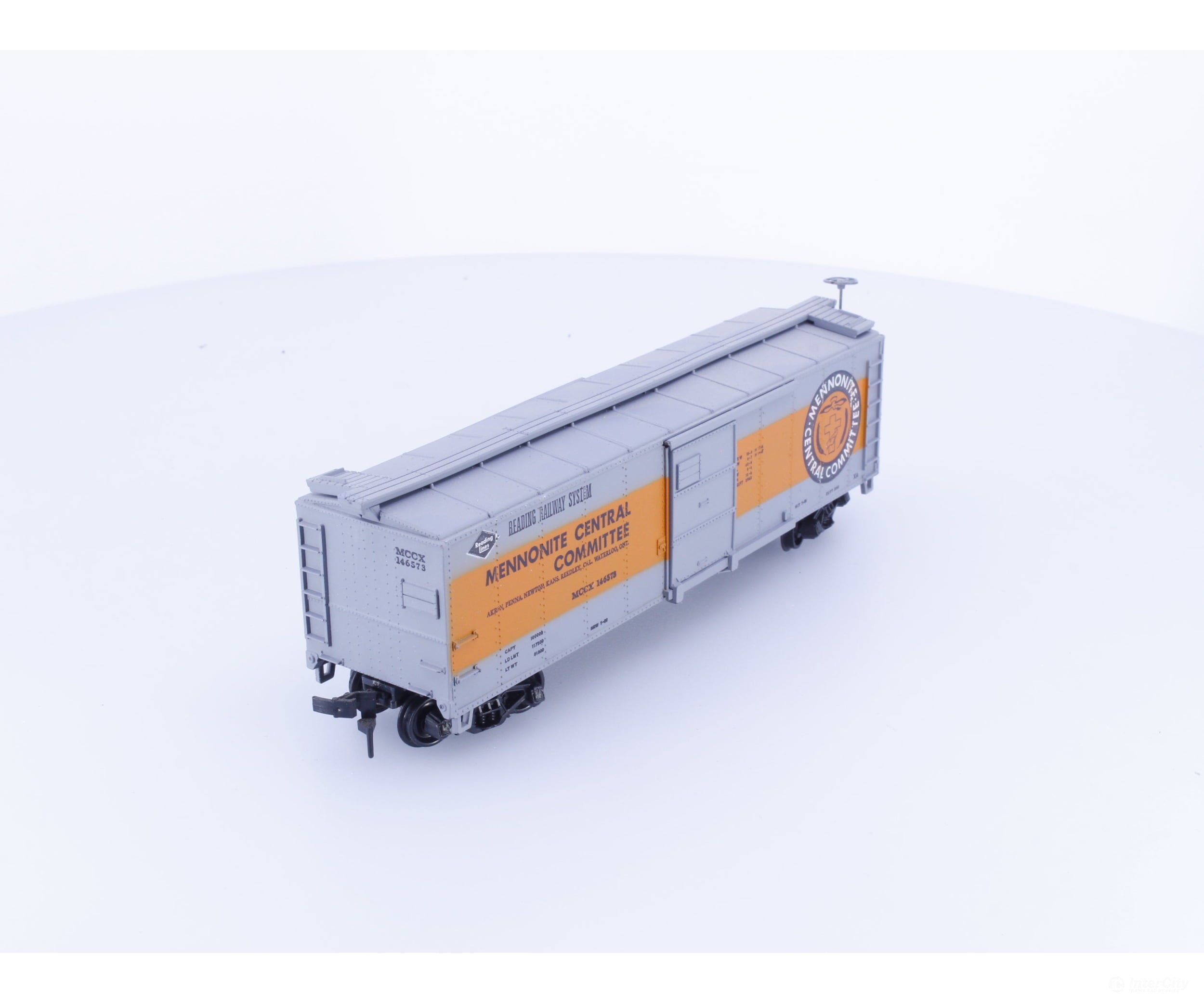 Train Miniature 8090 HO 40’ Single Door Boxcar Mennonite Central Committee (MCCX) 146573 - Freight Cars