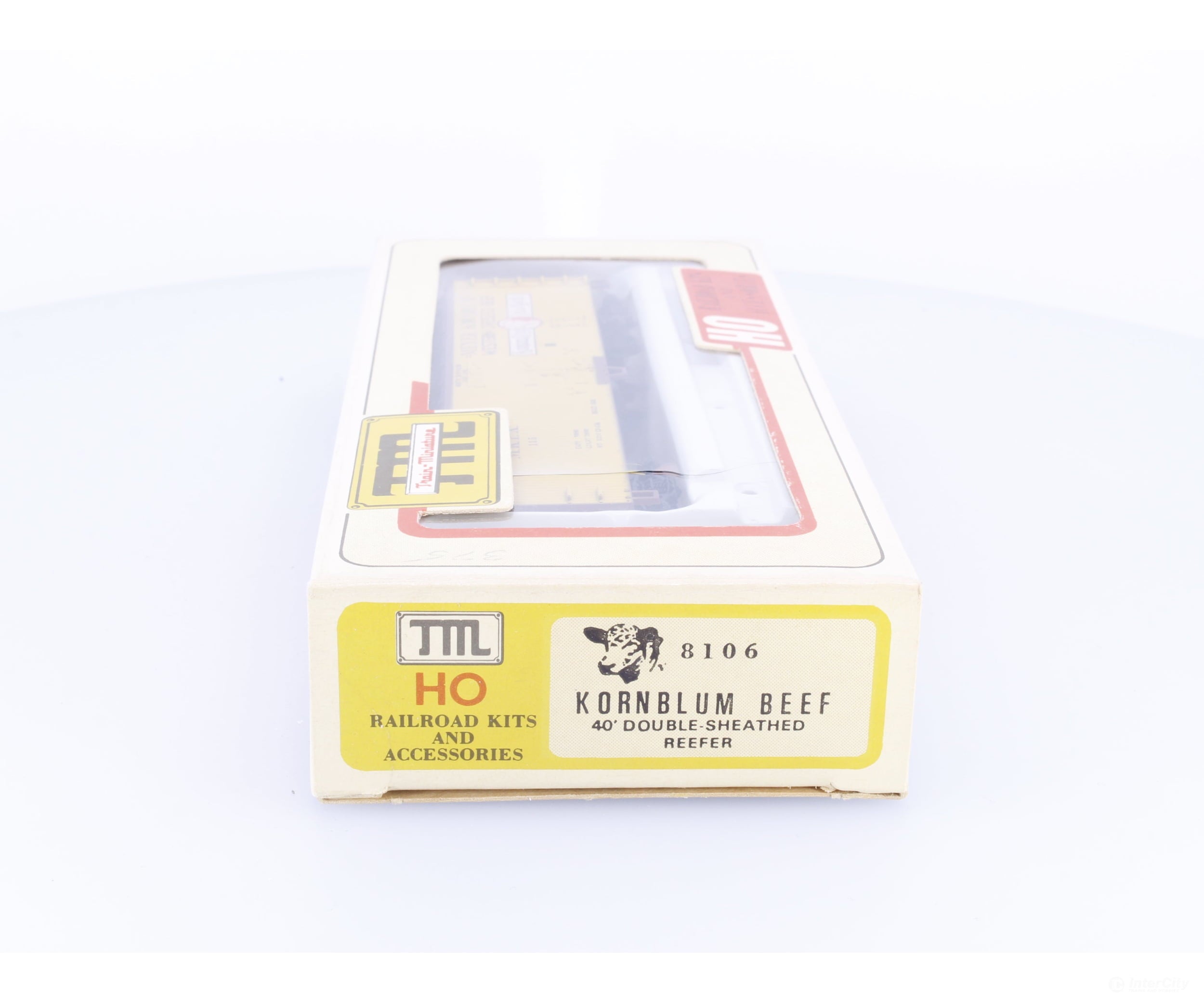 Train Miniature 8106 HO 40’ Single Door Boxcar Kornblum Beef (MKPX) 115 - Freight Cars