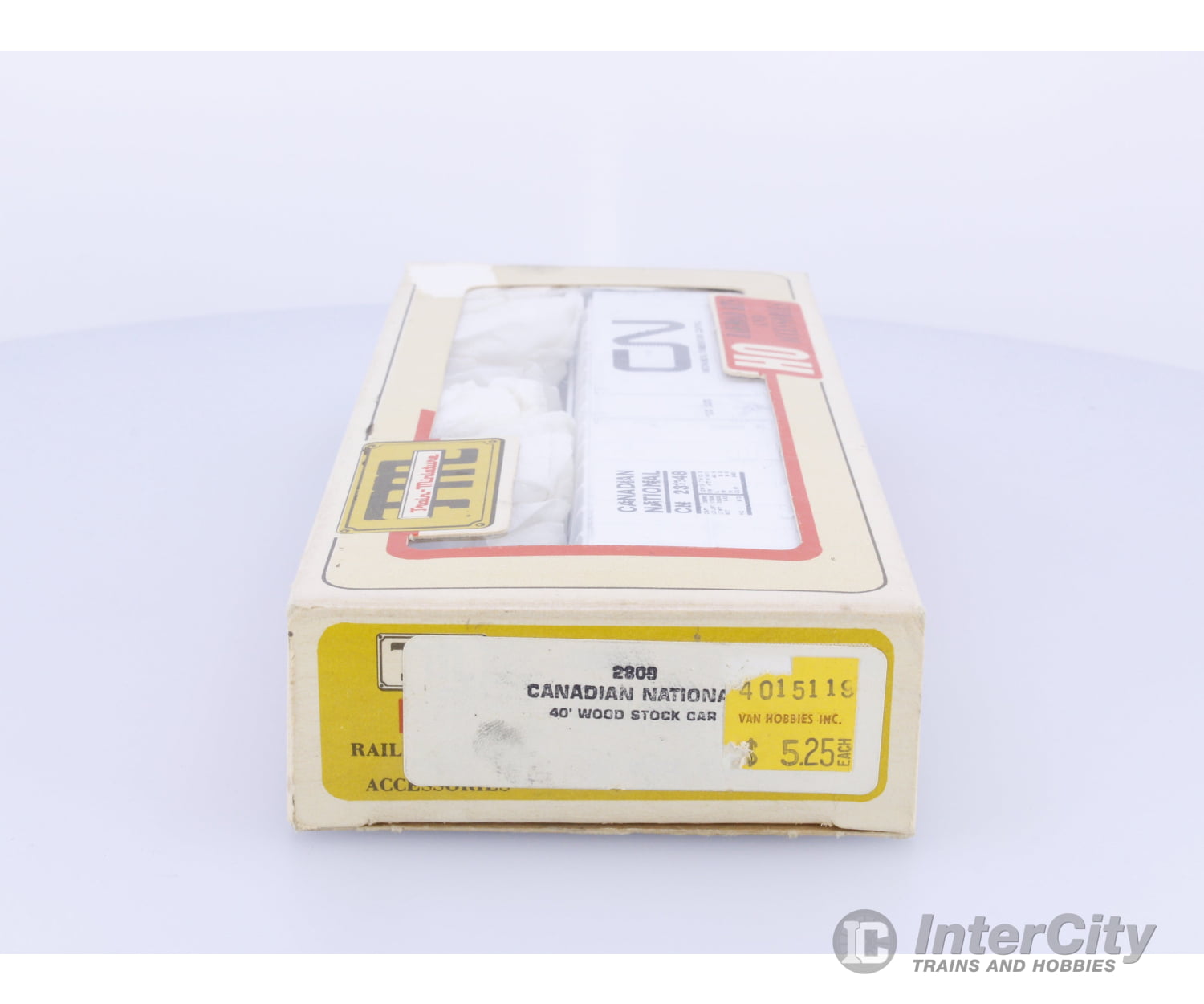 Train Miniature Ltd. 2909 HO 50’ Reefer Canadian National (CN) 231148 Freight Cars