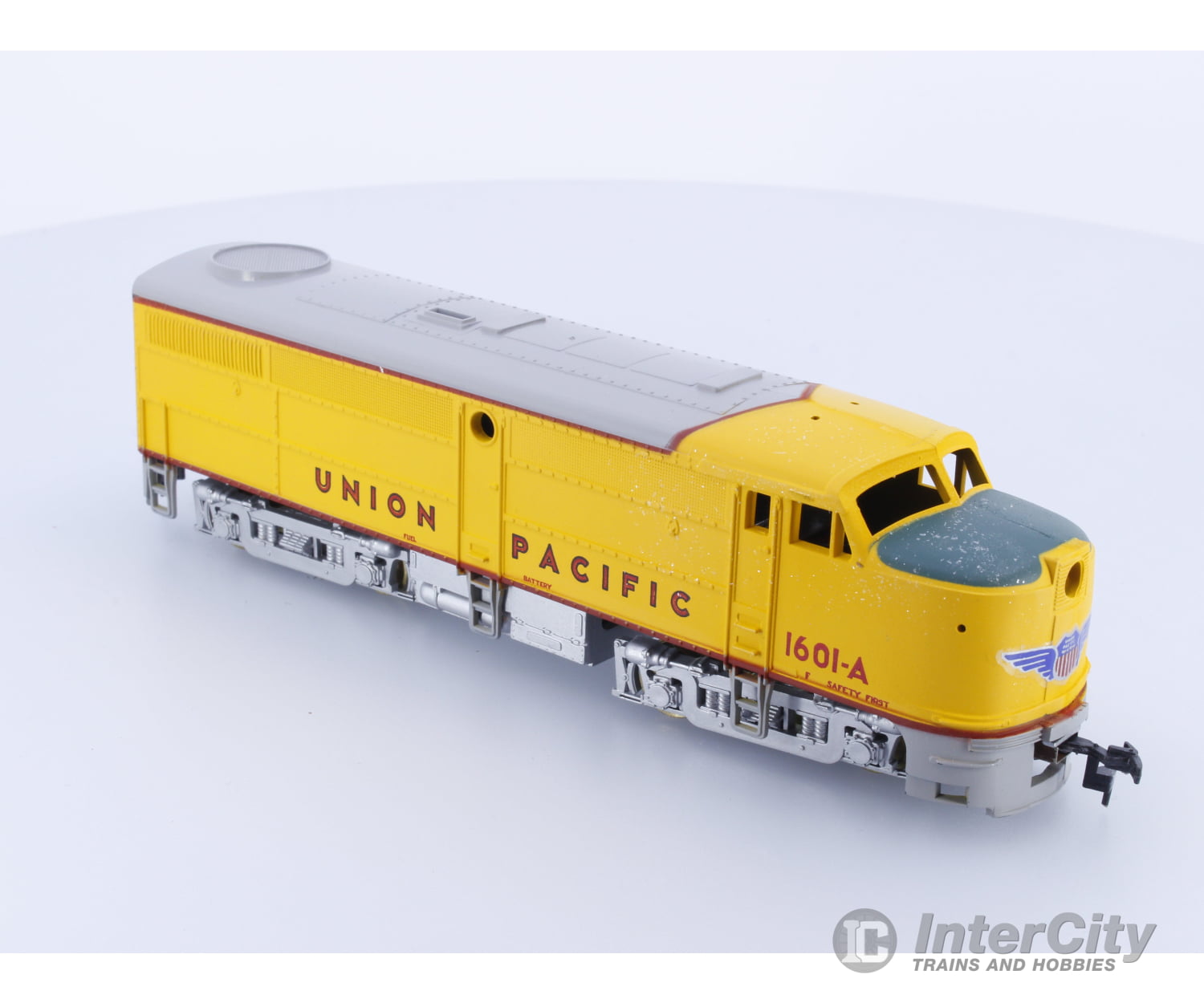 Train Miniature 1004 Ho Fa-1 Powered Union Pacific (Up) 1601-A Analog Dc Locomotives