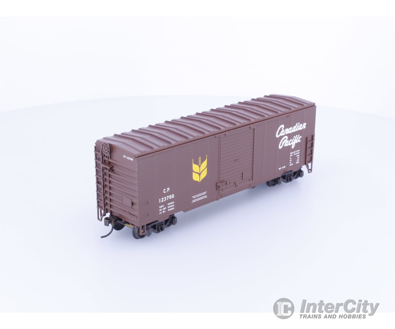 Trains Canada 1-2022 HO 40’ Box Car Canadian Pacific (CP) 123700 Freight Cars