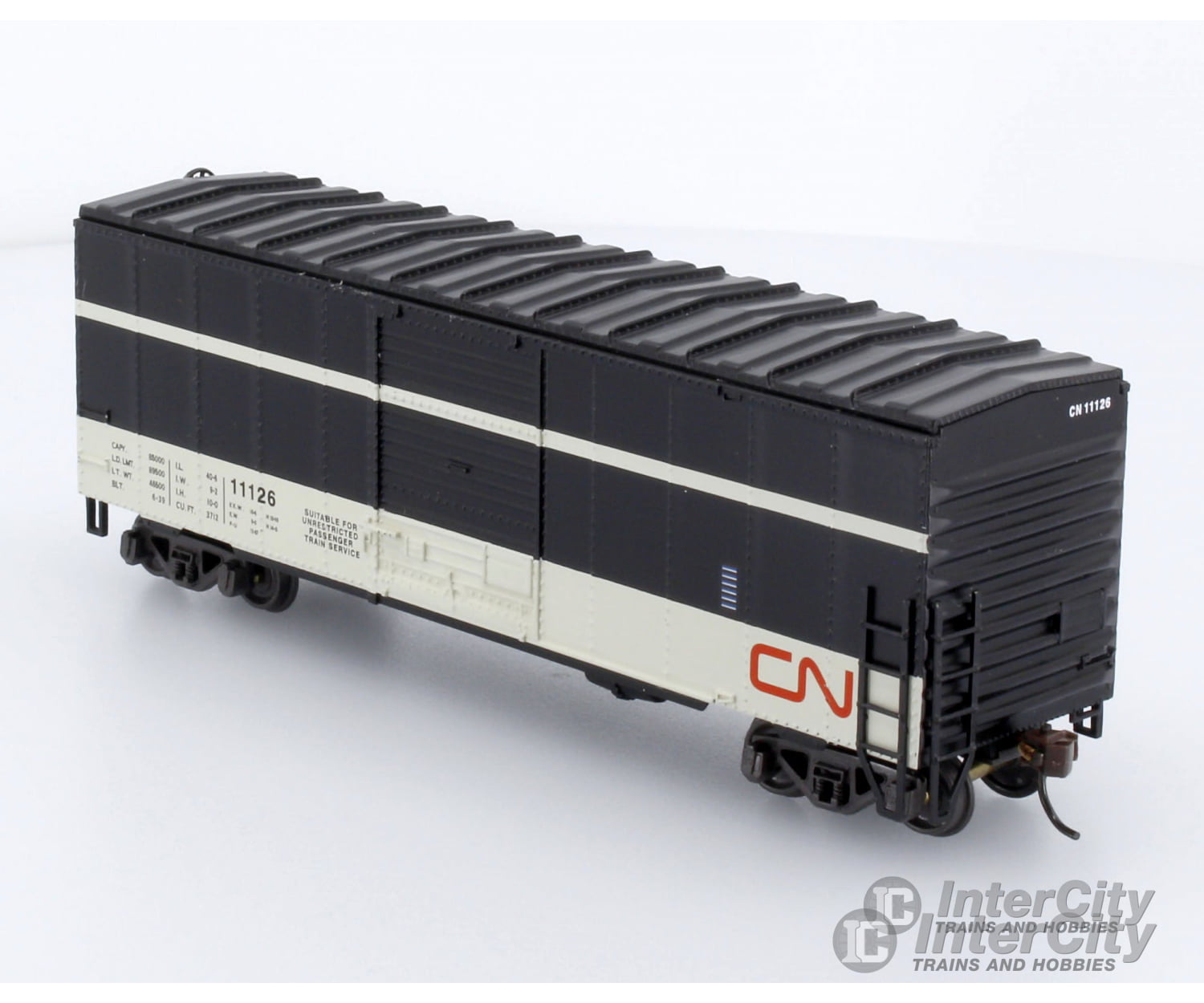 Trains Canada HO Scale CN Canadian National 40' Through Baggage Car Black/Grey Wet Noodle Logo - Default Title (CH-TRCA-12020-105)